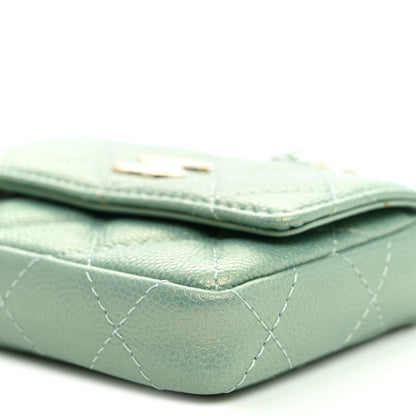 Chanel Iridescent Caviar Quilted Pearl On Top Coin Purse With Chain Light Green 10 of 10