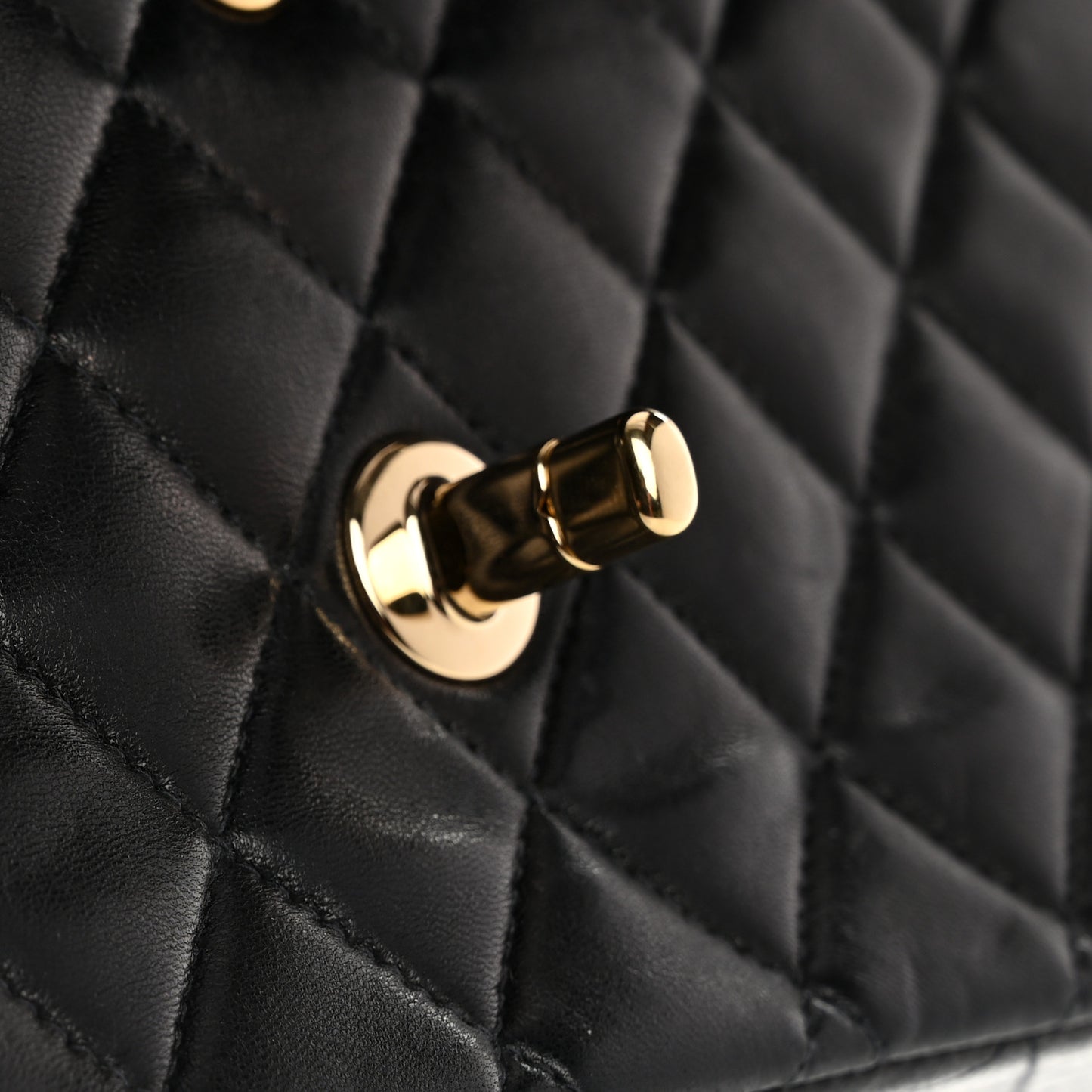 Lambskin Quilted Medium Double Flap Black