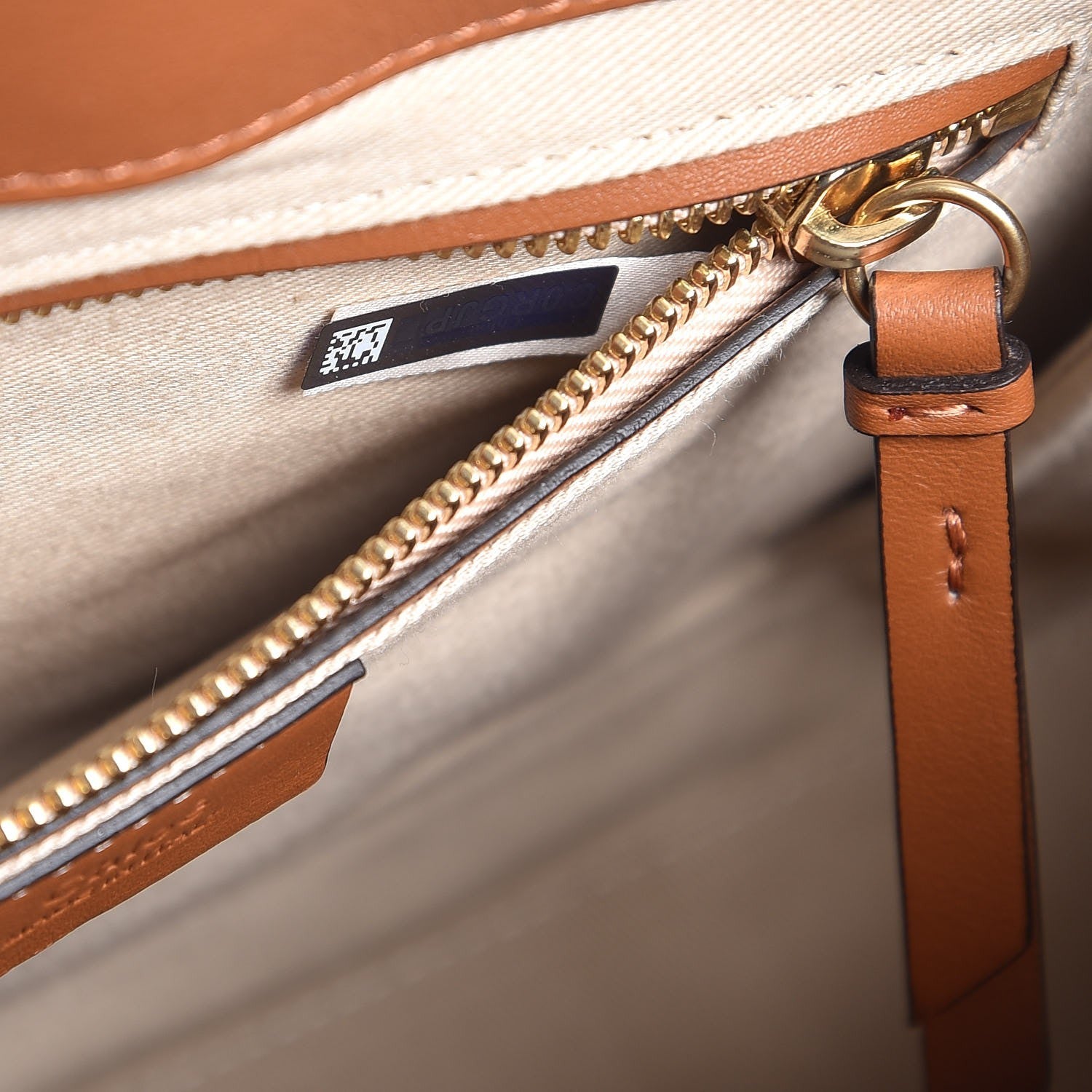 Chloe Glossy Lambskin Medium Roy Bag Caramel 8 of 9