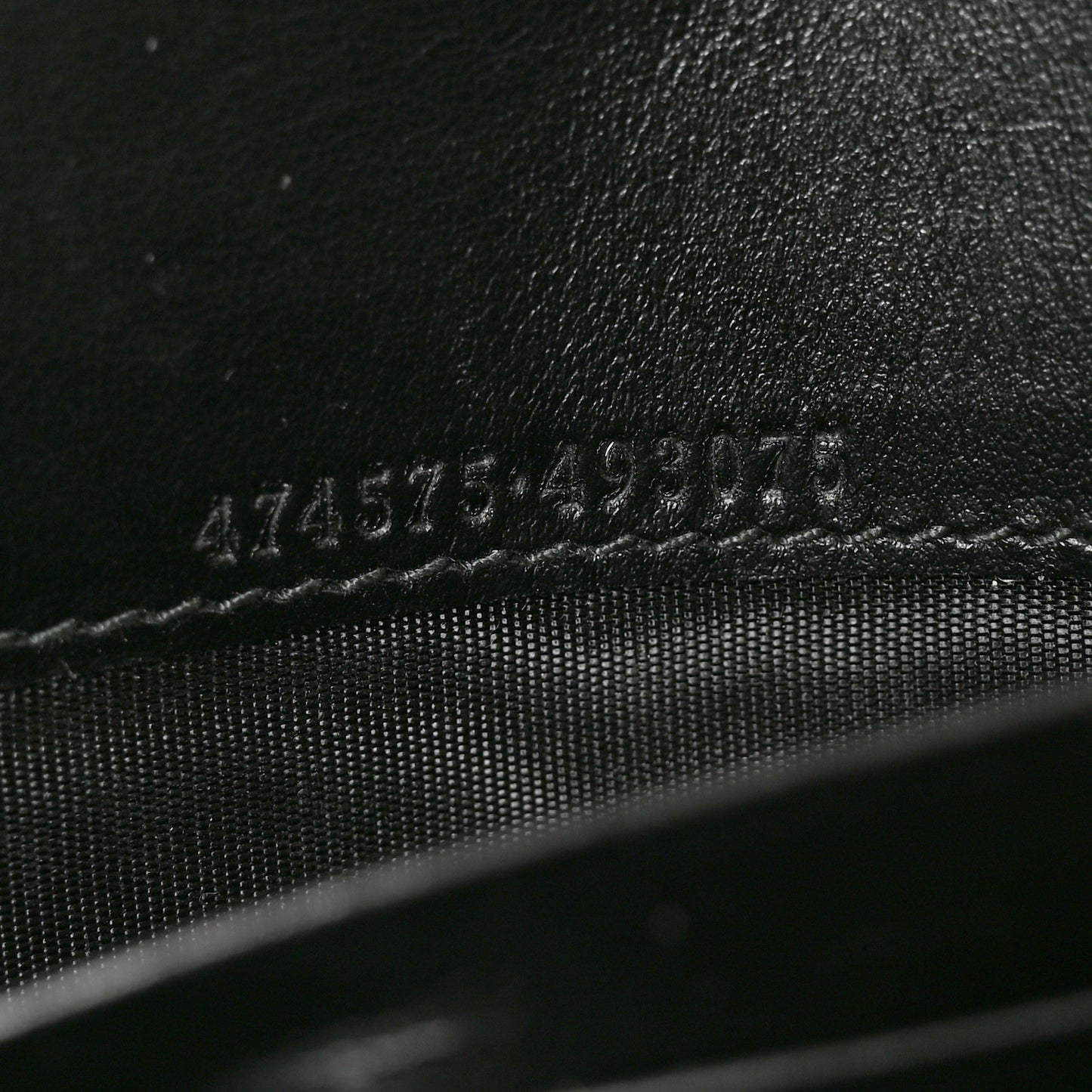 Calfskin Matelasse GG Marmont Chain Wallet Black