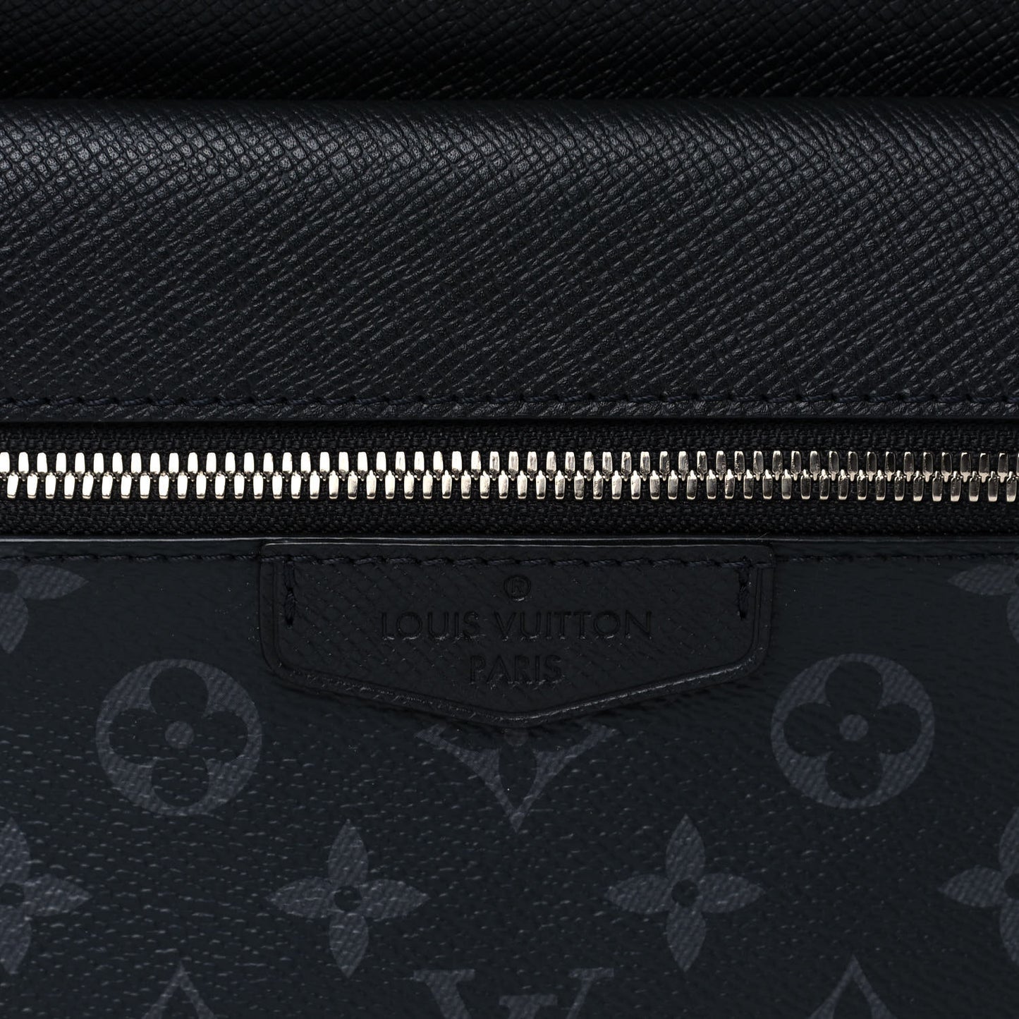 Taiga Monogram Eclipse Outdoor Messenger Black