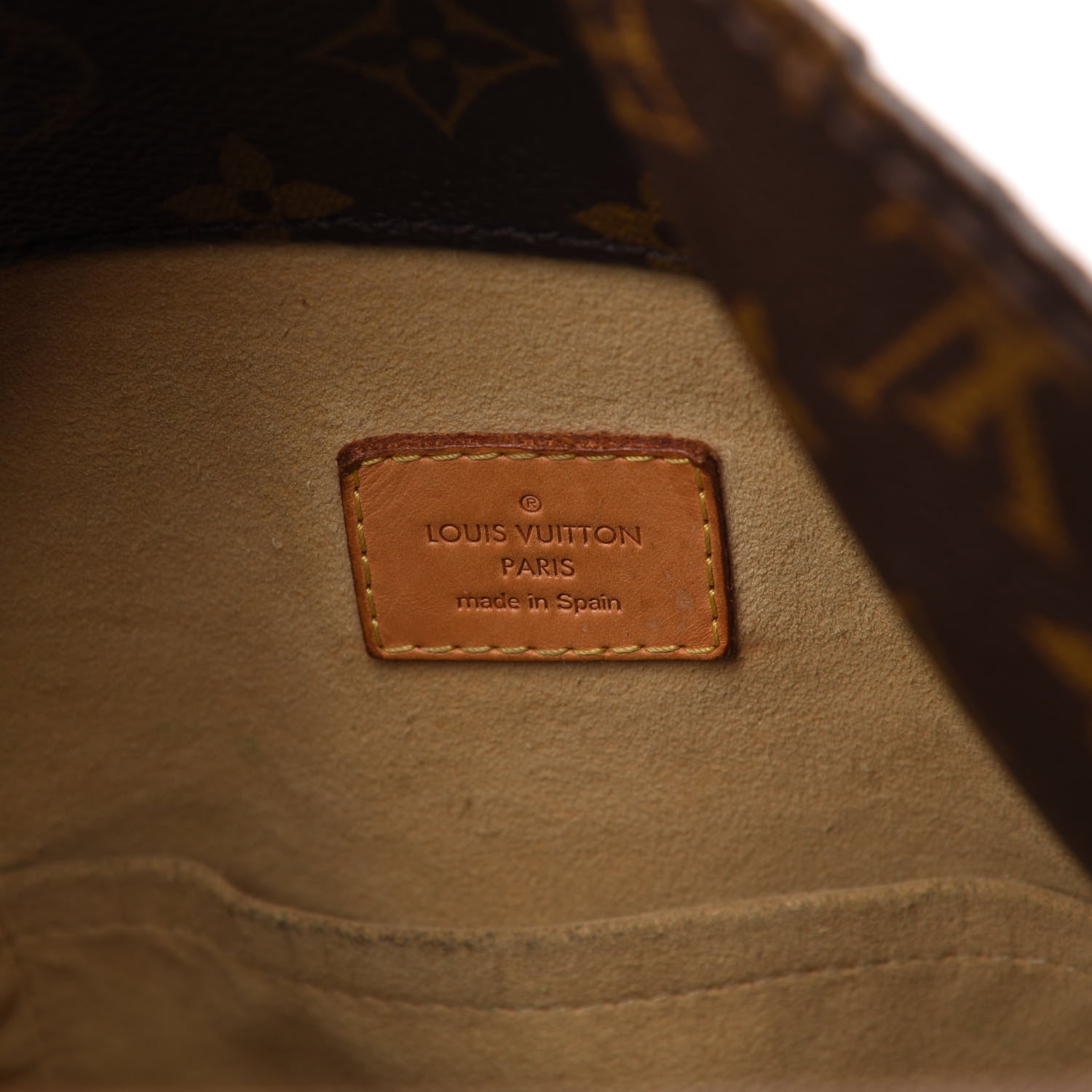 Louis Vuitton Monogram Artsy MM 8 of 13