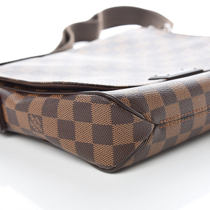 Louis Vuitton Damier Ebene District PM 5 of 9