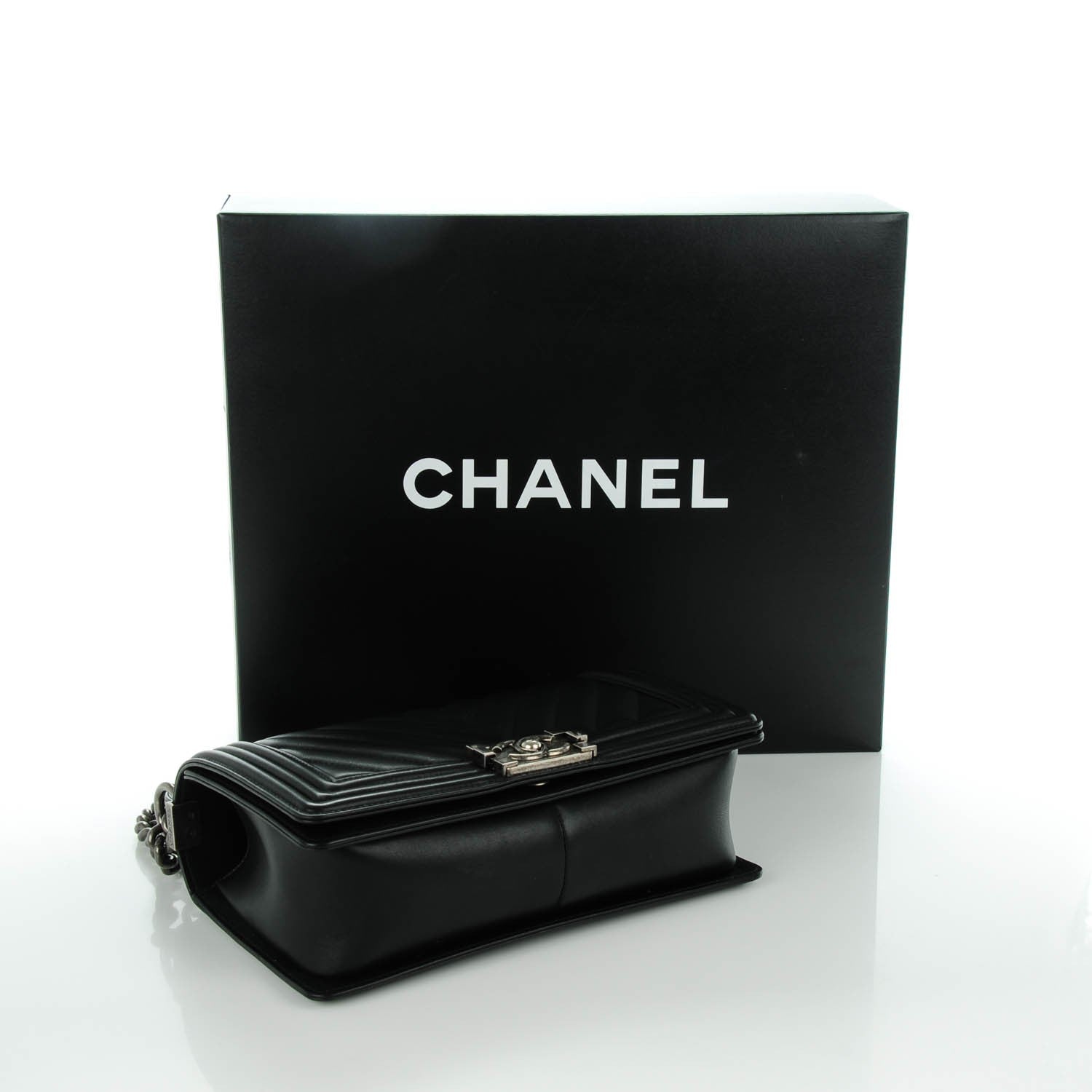 Chanel Calfskin Chevron Quilted Medium Boy Flap Black 4 of 8