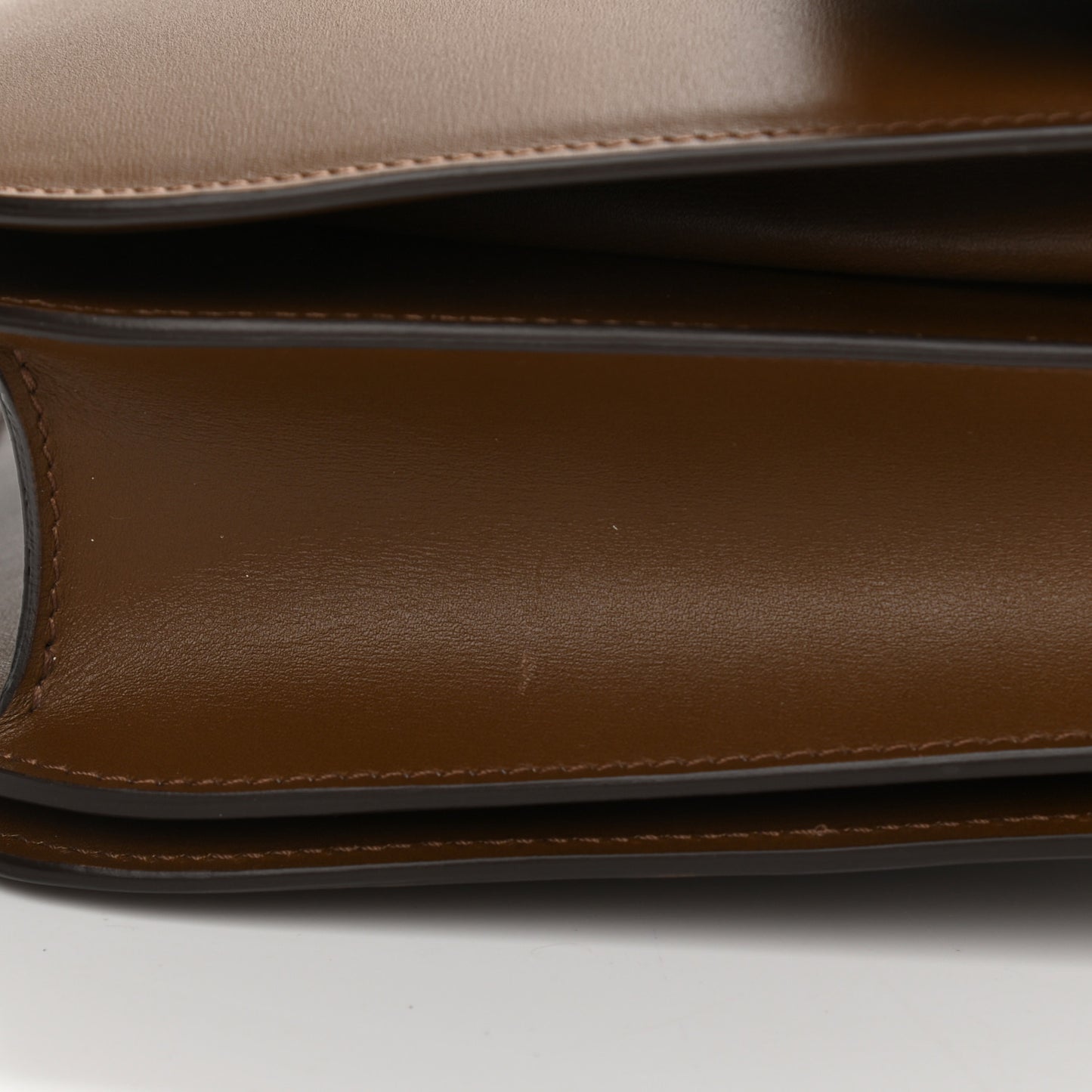 Box Calfskin Medium Classic Box Flap Bag Camel