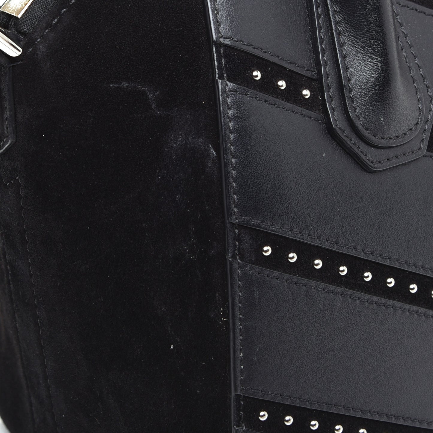 Calfskin Suede Small Studded Chevron Antigona Black