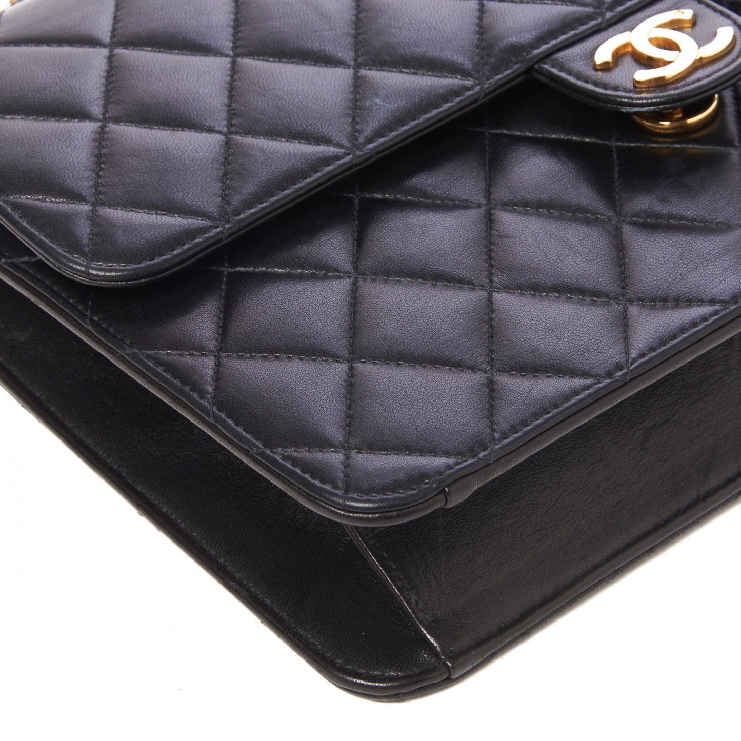 Lambskin Quilted Medium Single Flap Black