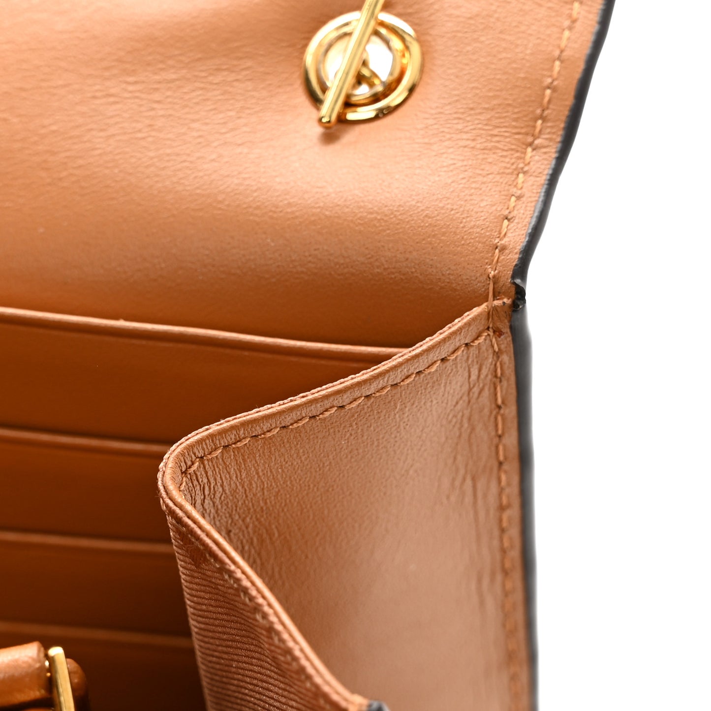 Visetos Studded Chain Wallet Cognac