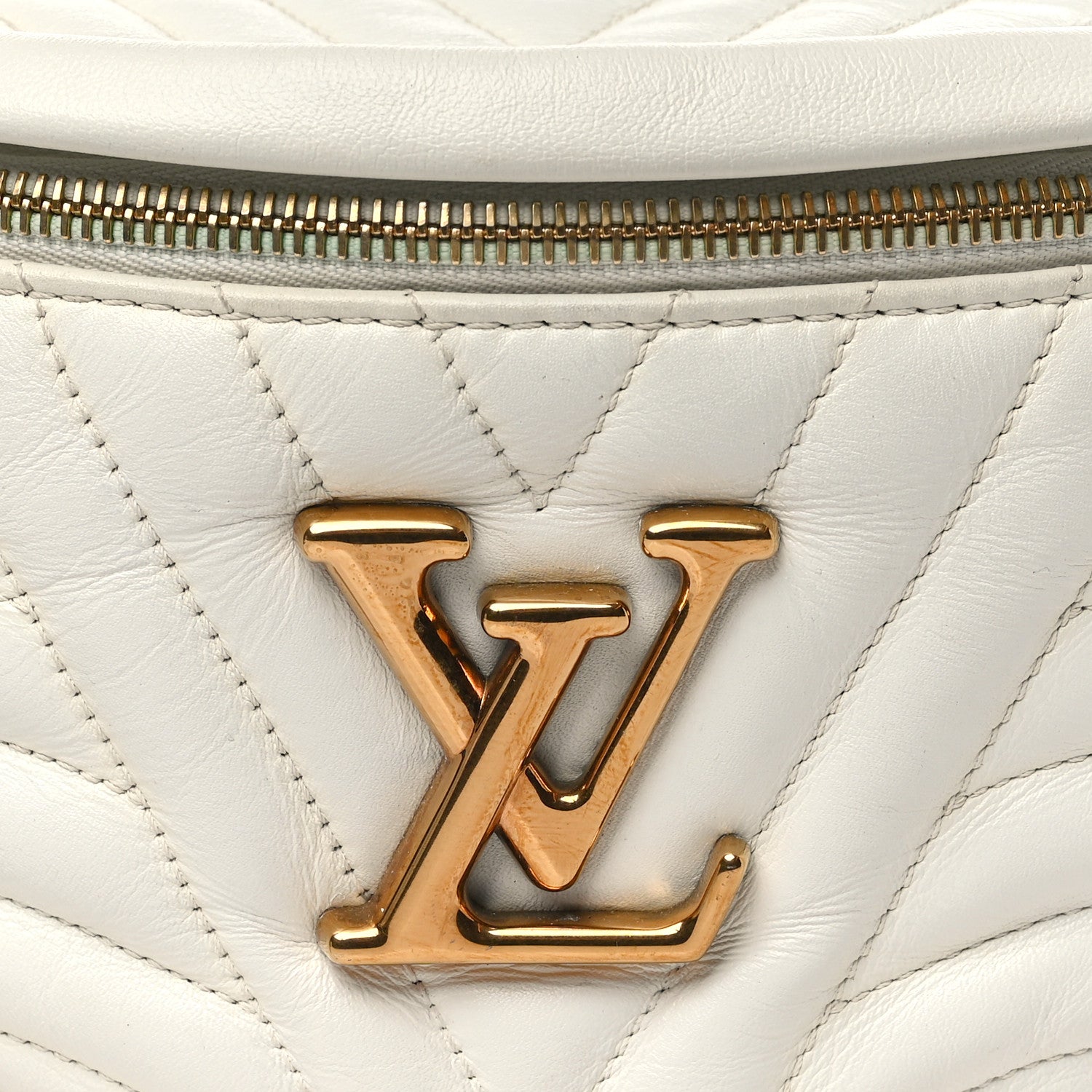 Louis Vuitton Calfskin Quilted New Wave Bumbag White 7 of 12