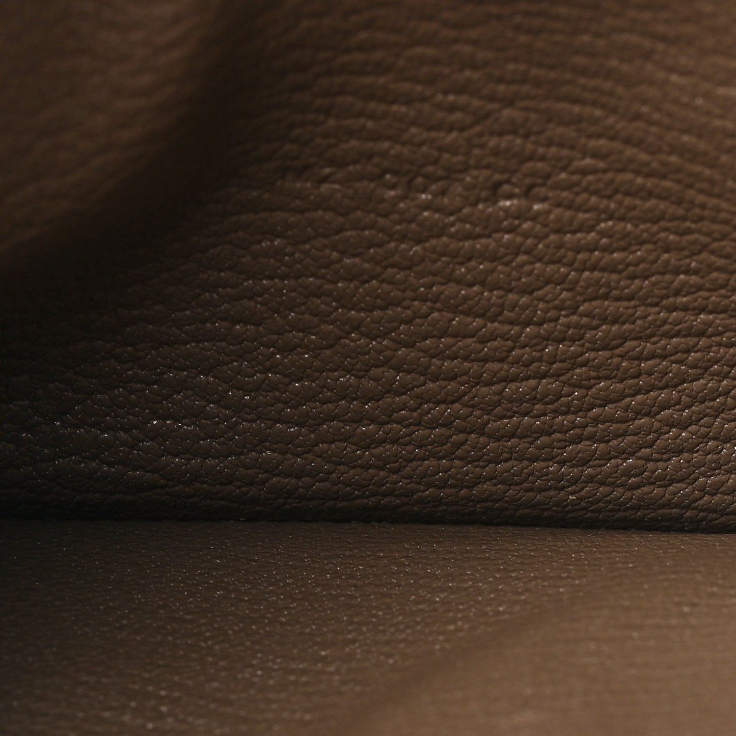 Chevre Chandra Kelly Pocket Compact Wallet Etoupe