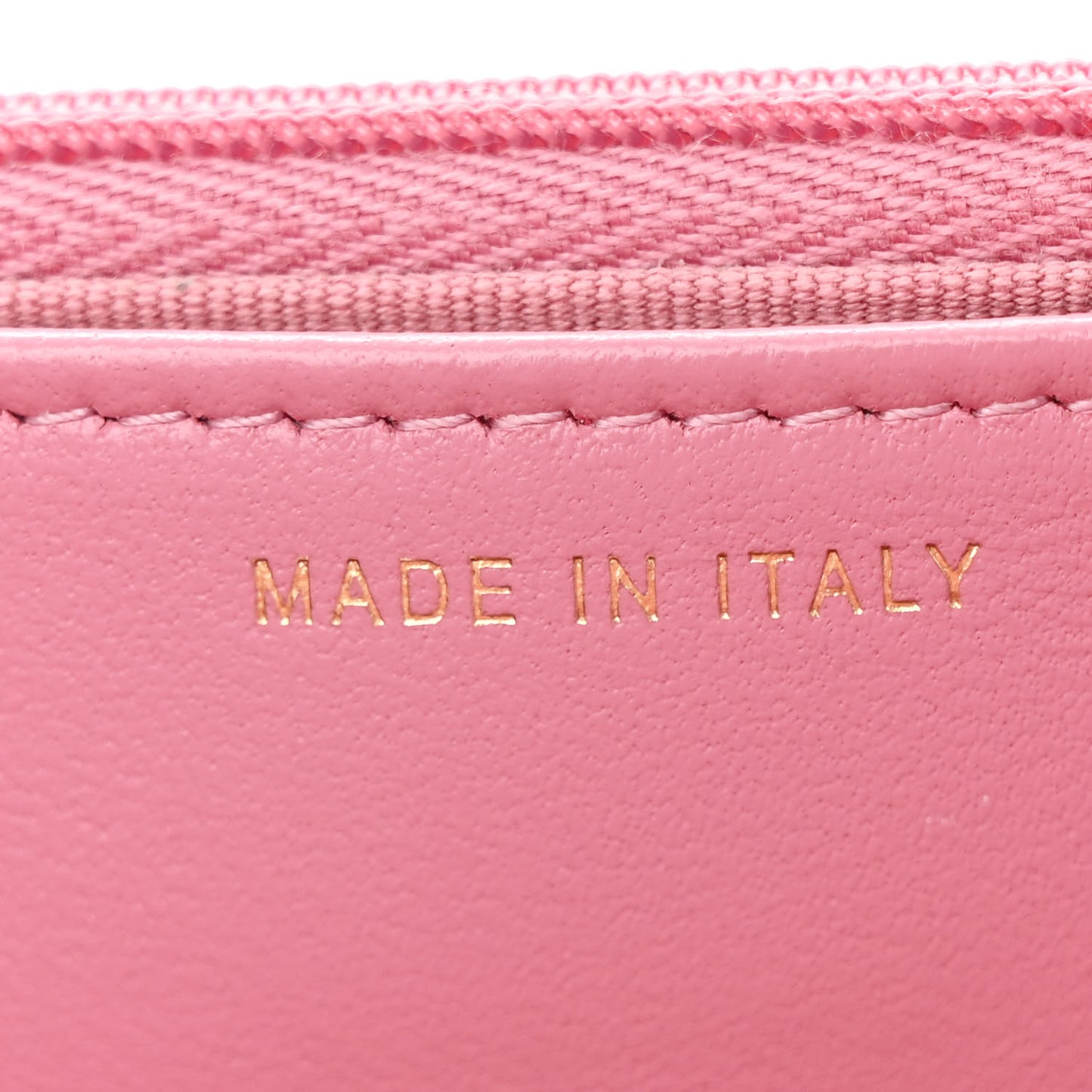 Tweed Quilted Wallet On Chain WOC Pink