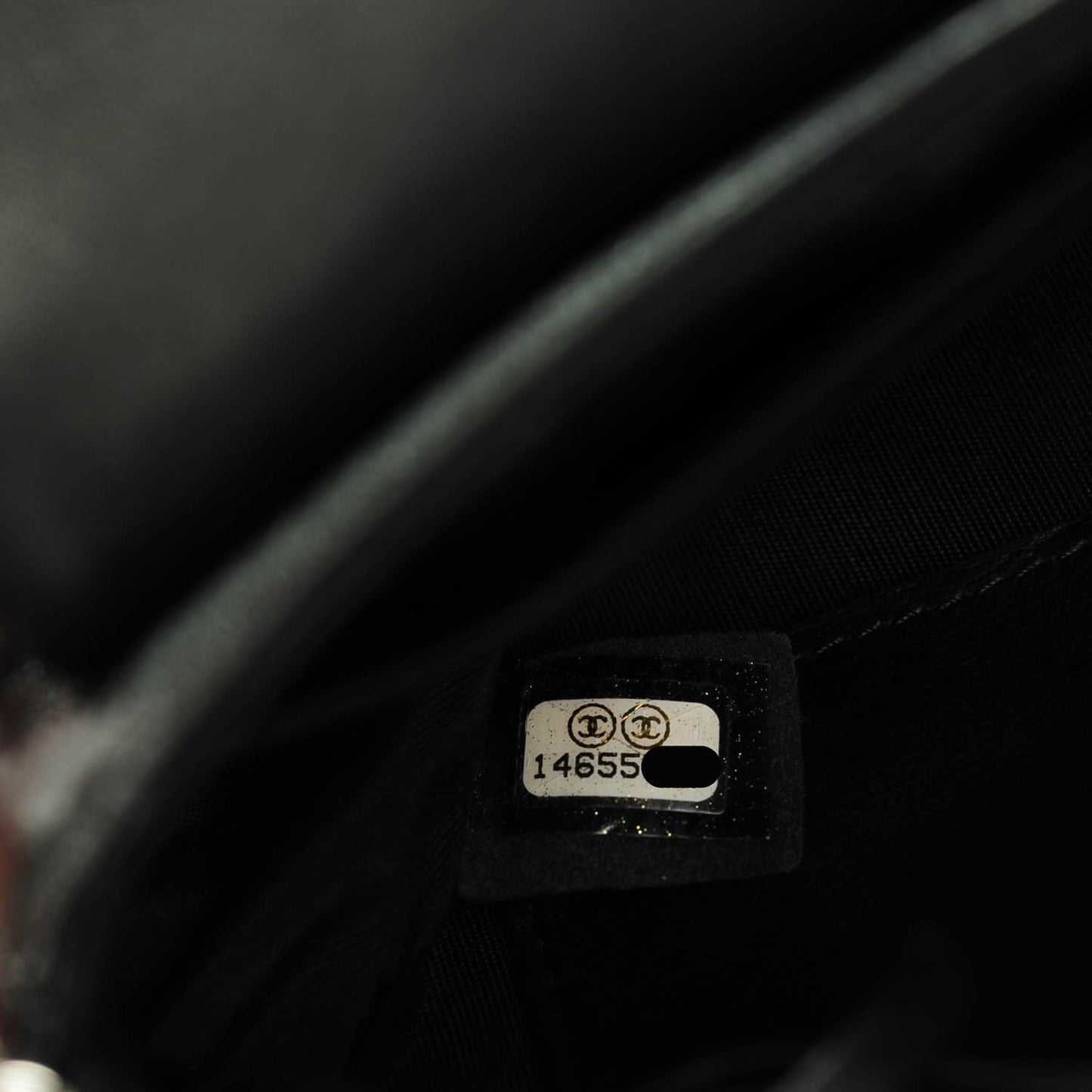 Lambskin Half Moon Wallet On Chain WOC Black