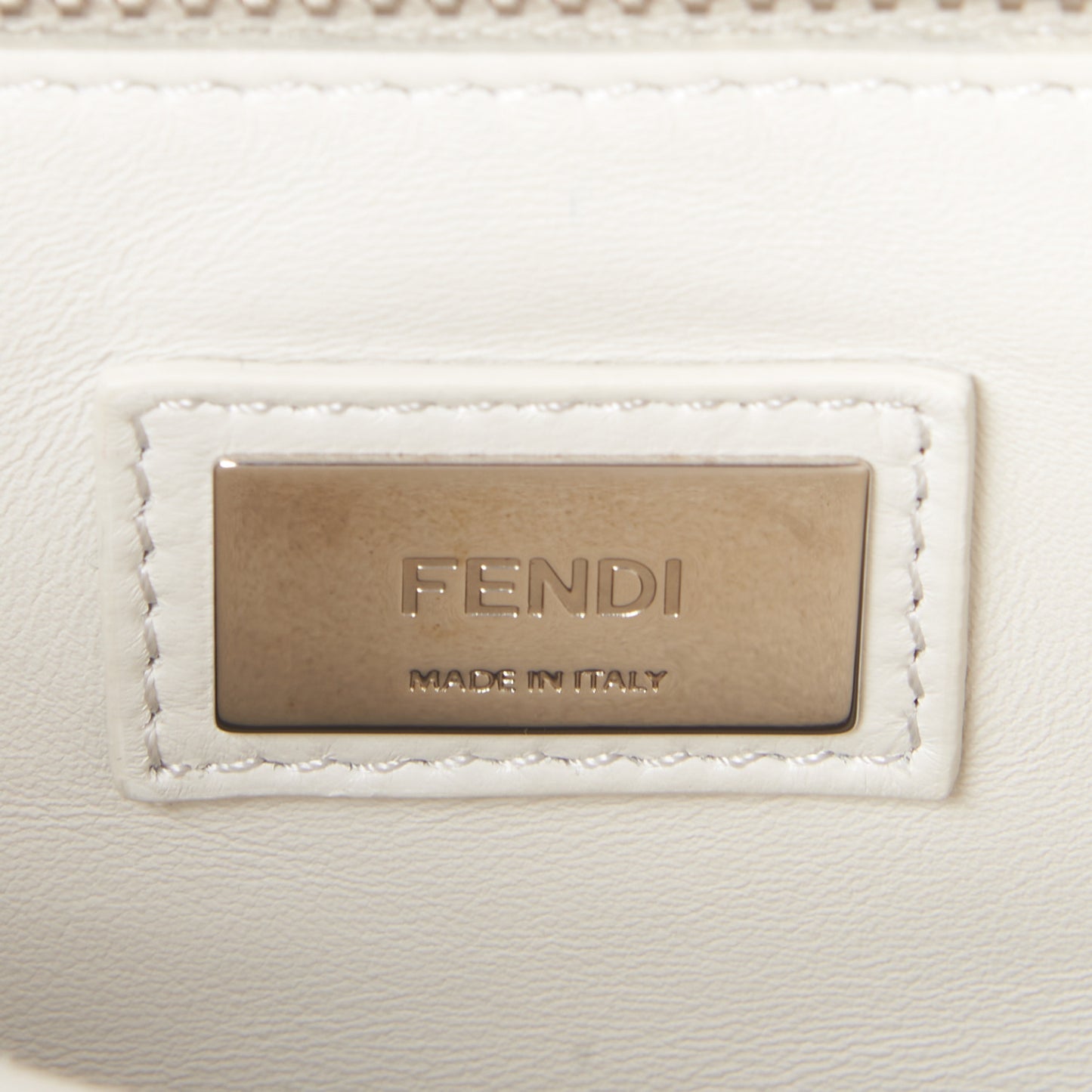 Vitello Seta Century Nappa Whipstitch Medium Peekaboo Iconic Satchel White