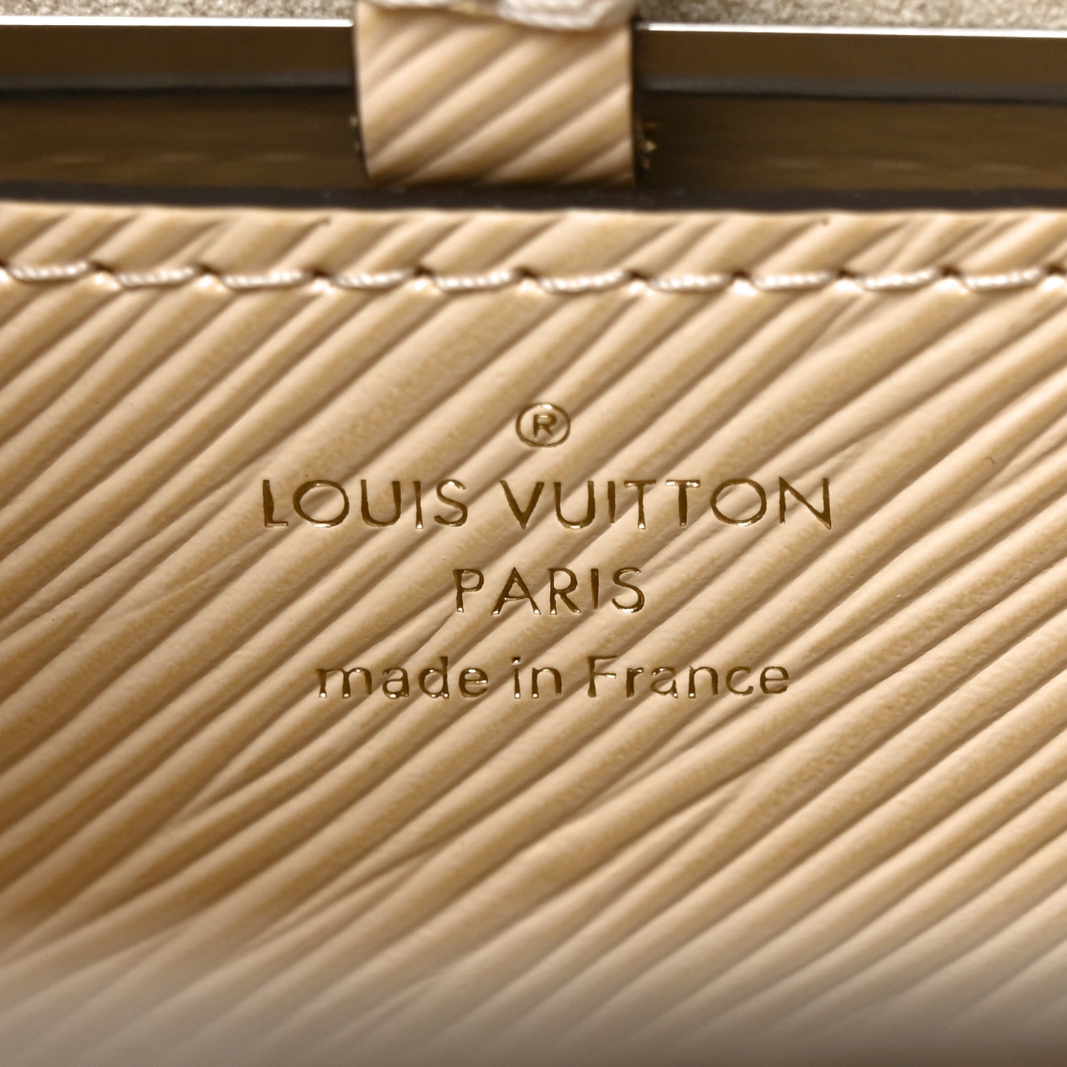 Louis Vuitton Monogram Epi Teddy Twist MM Creme 6 of 9