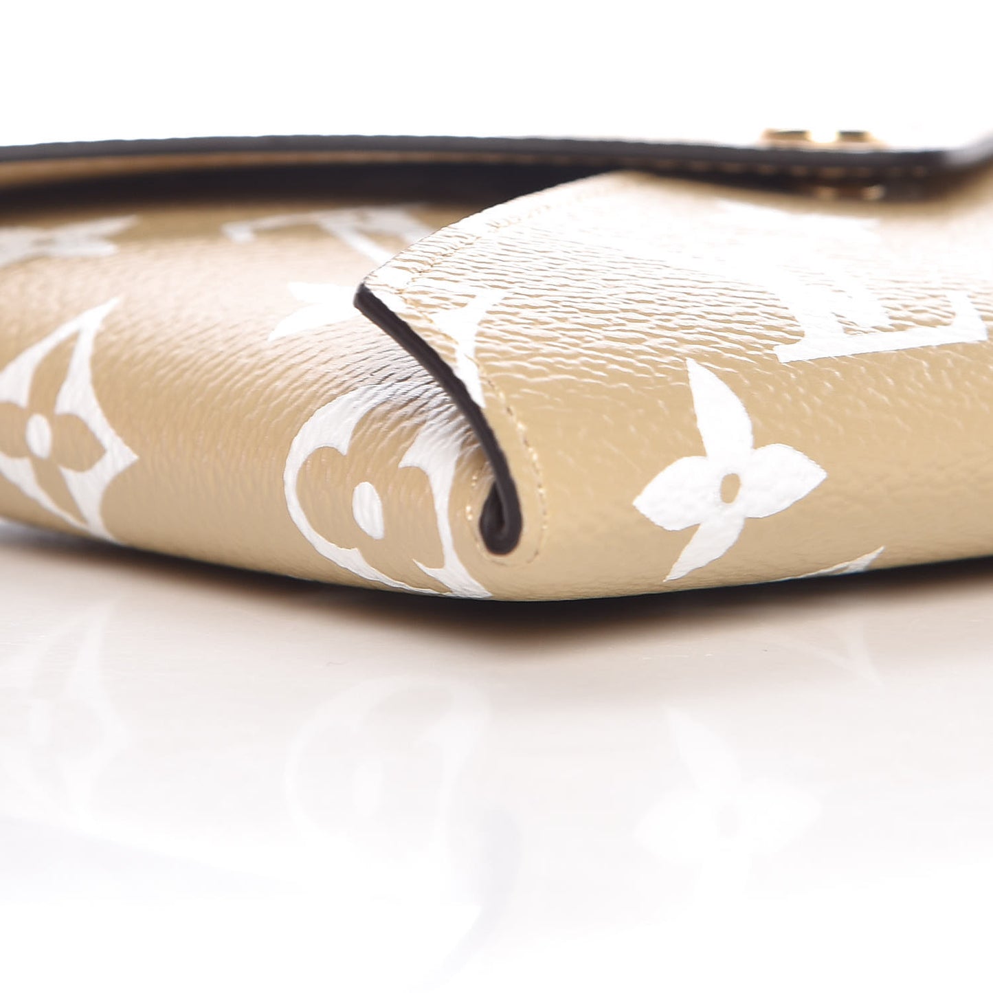 Monogram Giant Medium Kirigami Pochette Insert Beige