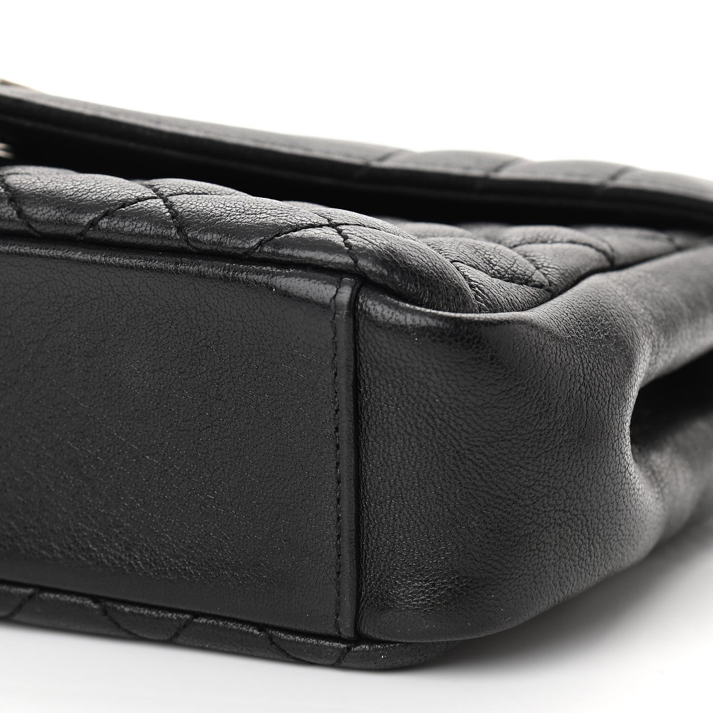 Sheepskin Tri-Quilt Monogram Medium College Bag Black