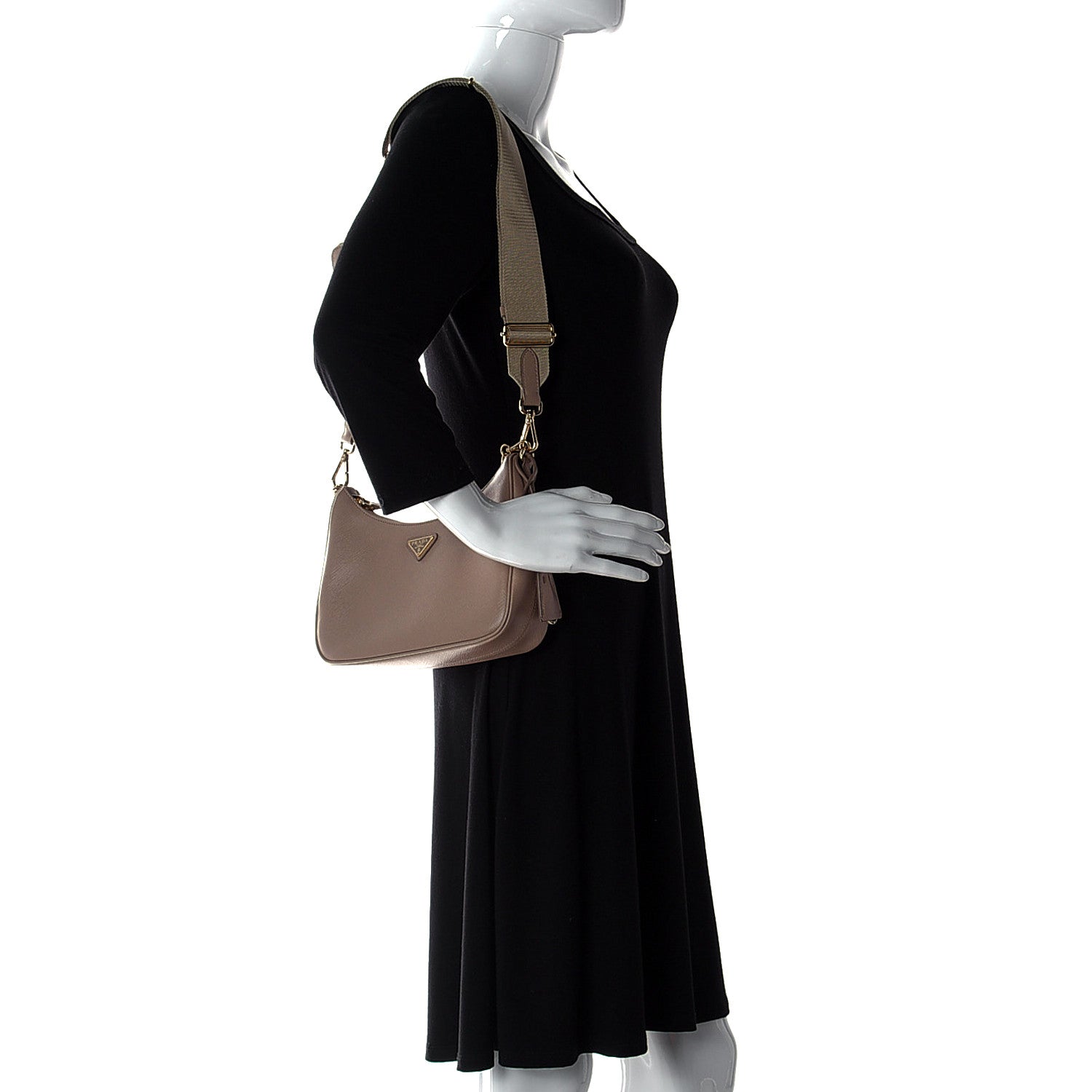 Prada Saffiano Re-Edition 2005 Shoulder Bag Cammeo Beige 2 of 10