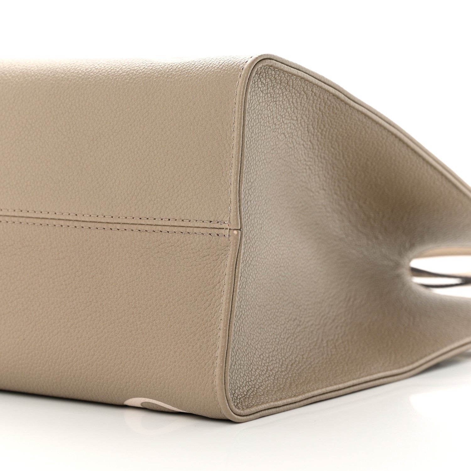 Louis Vuitton LOUIS VUITTON Empreinte Monogram Giant Onthego MM Tourterelle Creme 10 of 11