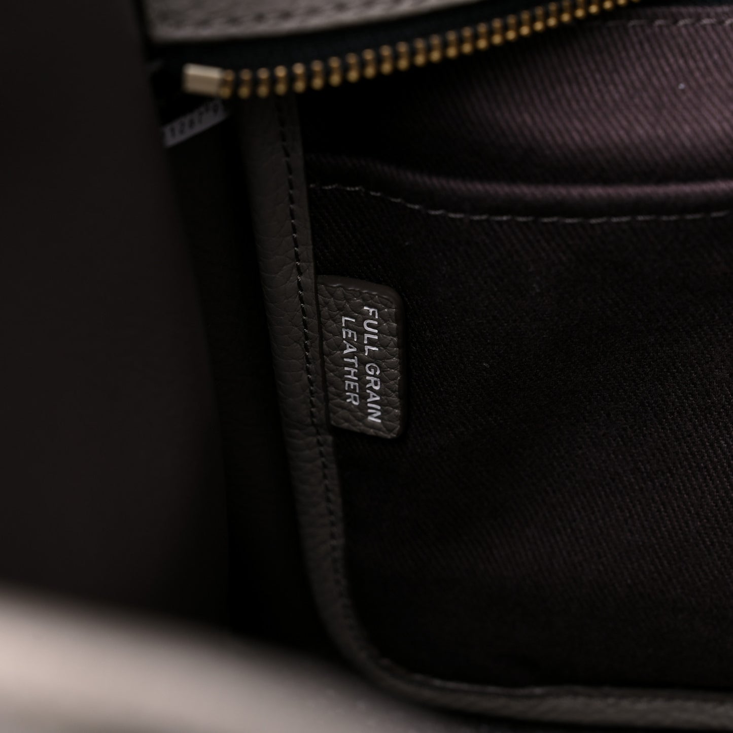 Grained Calfskin Medium The Tote Bag Grey