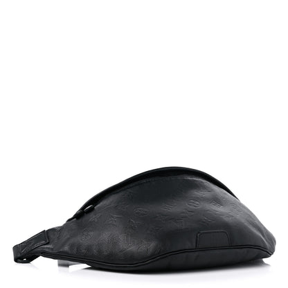Louis Vuitton Calfskin Monogram Shadow Discovery Bumbag Black 4 of 9