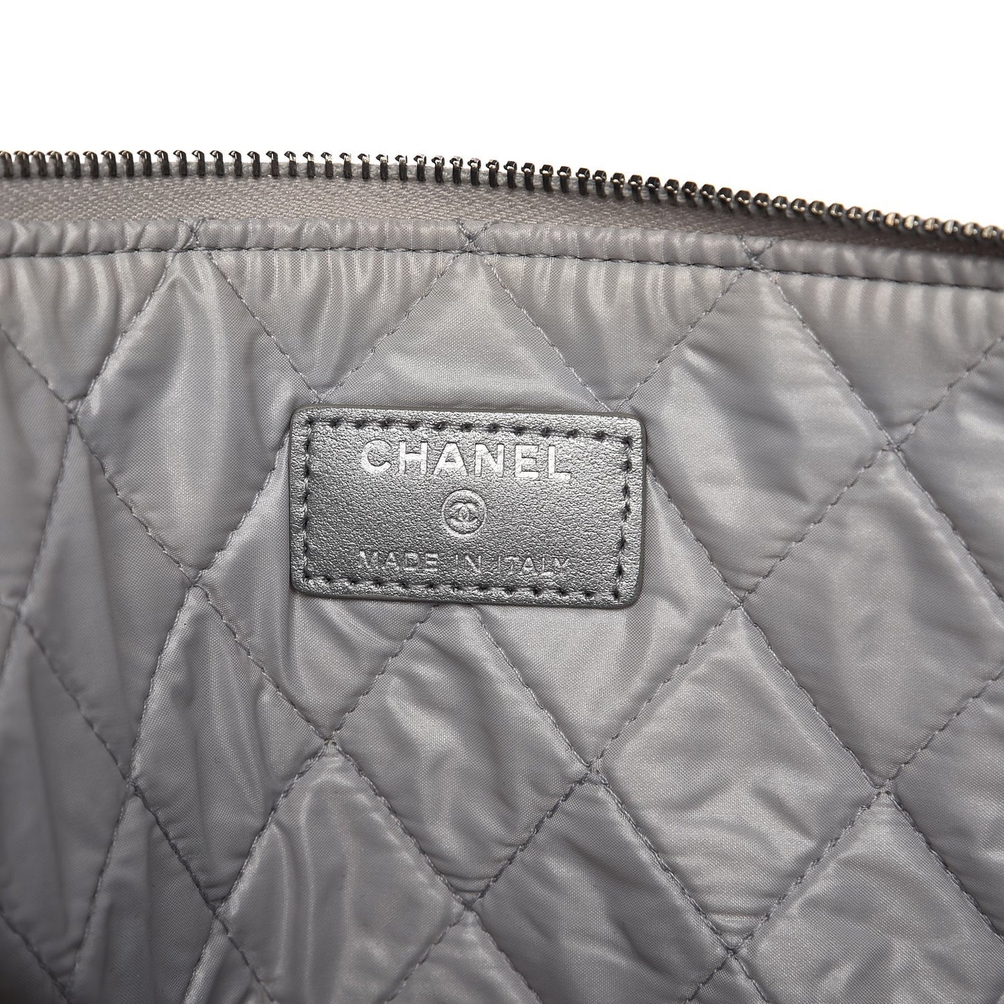 Metallic Caviar Quilted Large Boy Cosmetic Case Silver