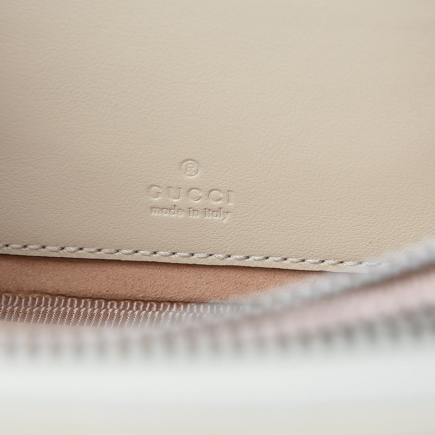 Calfskin Matelasse Mini GG Marmont Chain Crossbody Bag White
