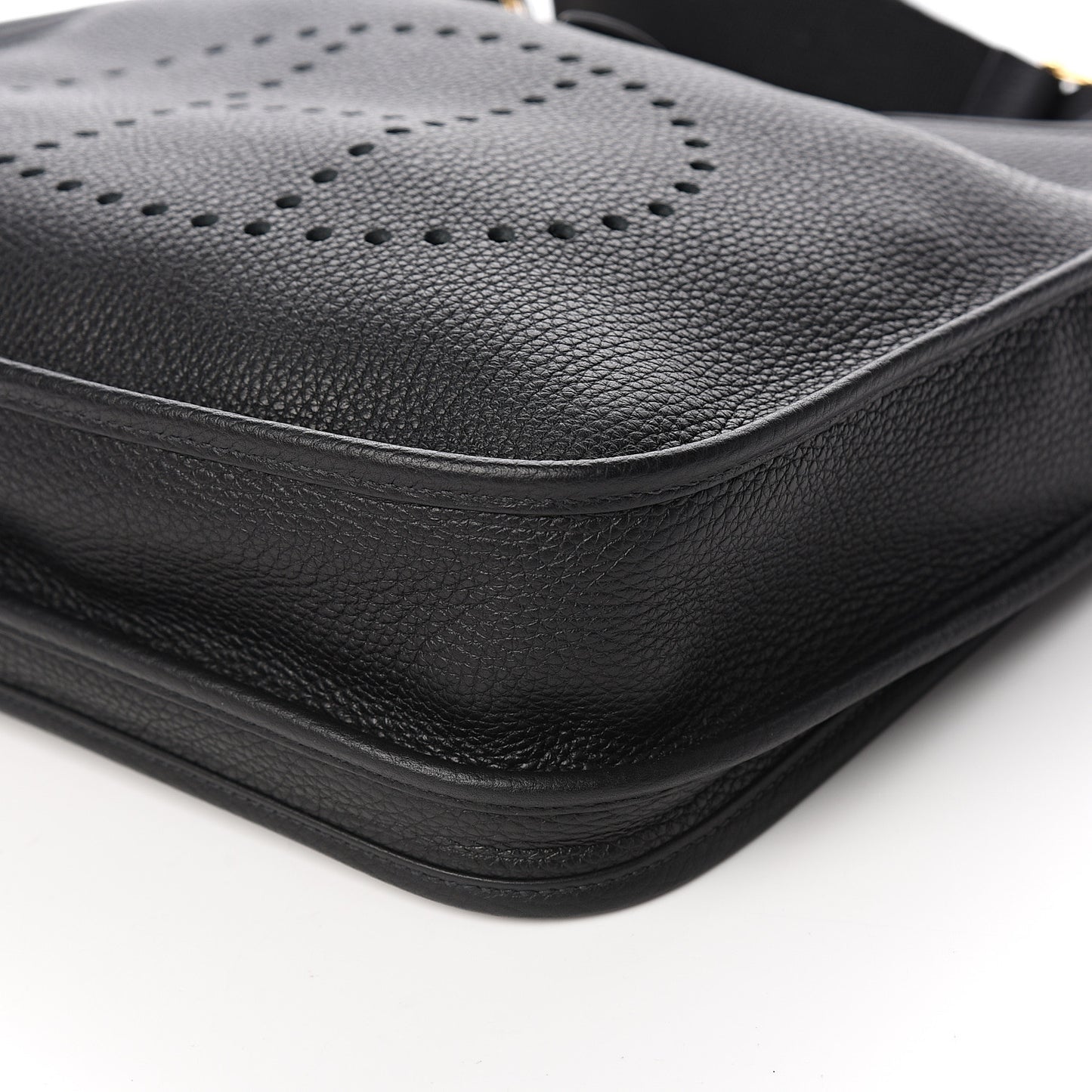 Taurillon Clemence Evelyne III PM Black