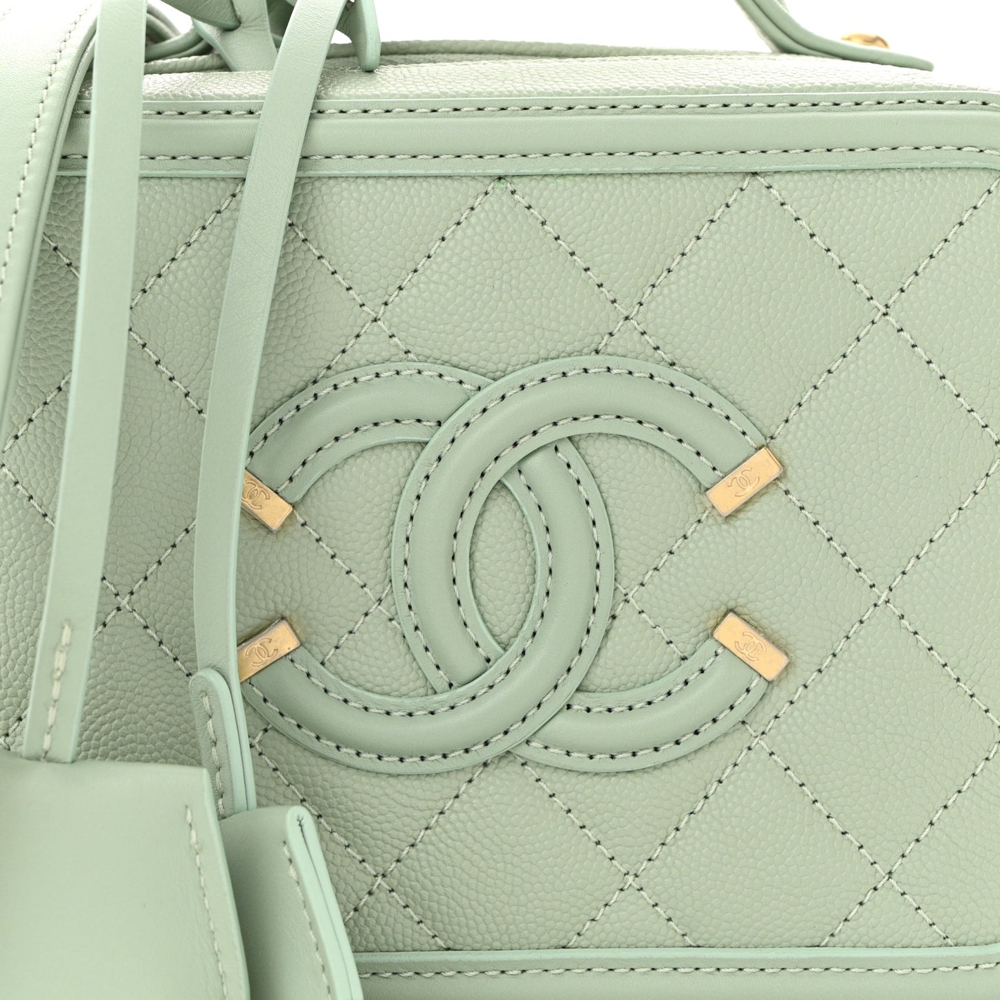 Caviar Quilted Small CC Filigree Vanity Case Mint