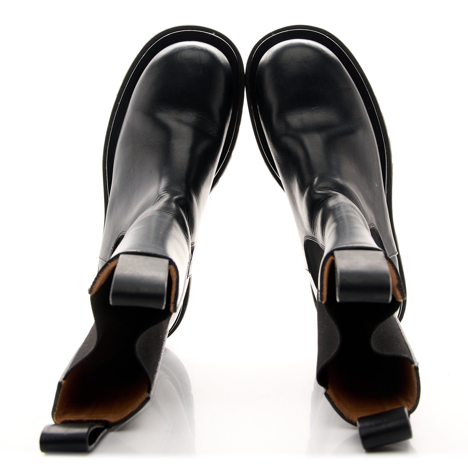 靴 bottega veneta lug boots 38 Bottega Veneta Calfskin The Lug Chelsea 55mm Boots 38 Black