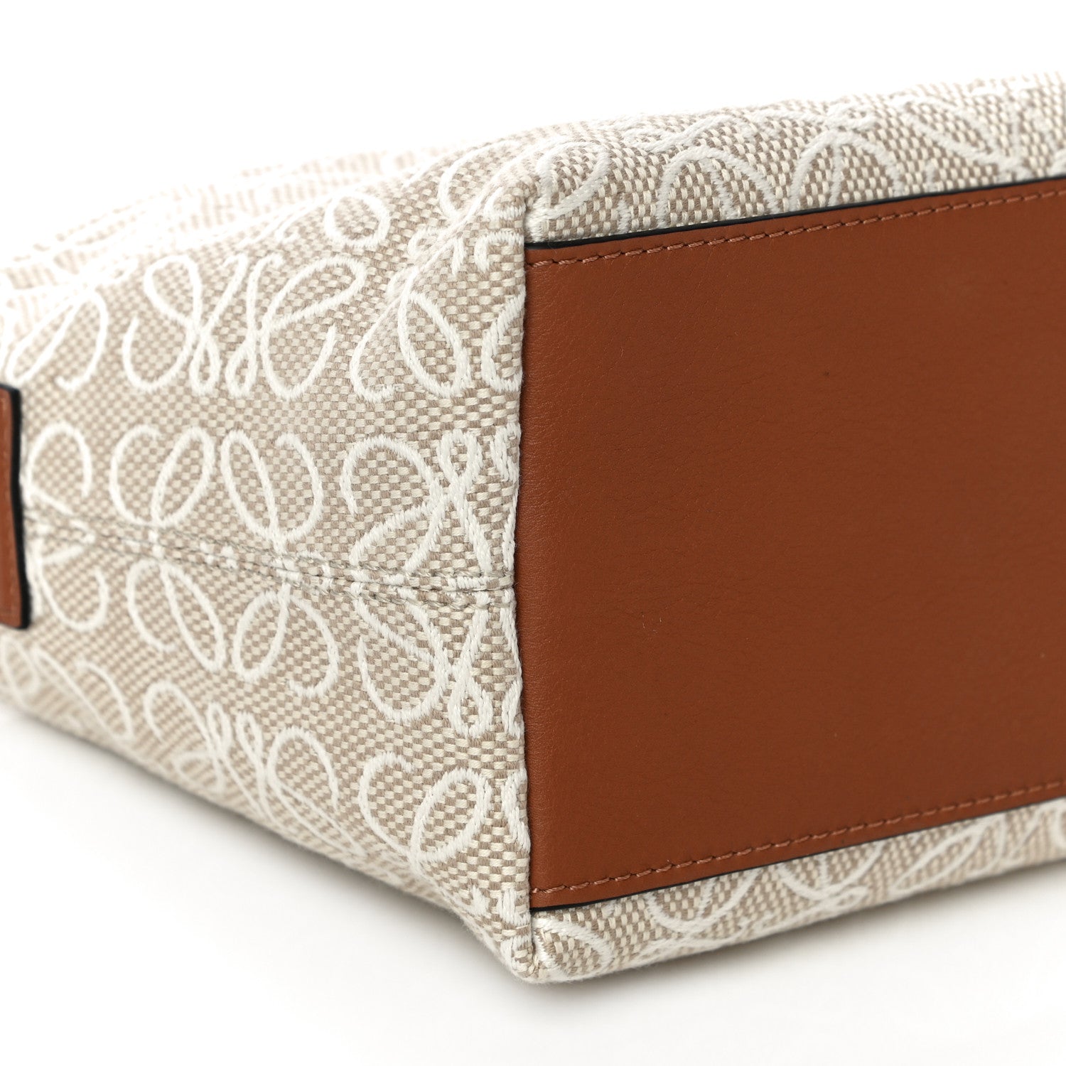 Loewe Jacquard Anagram Calfskin Small Cubi Bag Ecru Tan 10 of 12