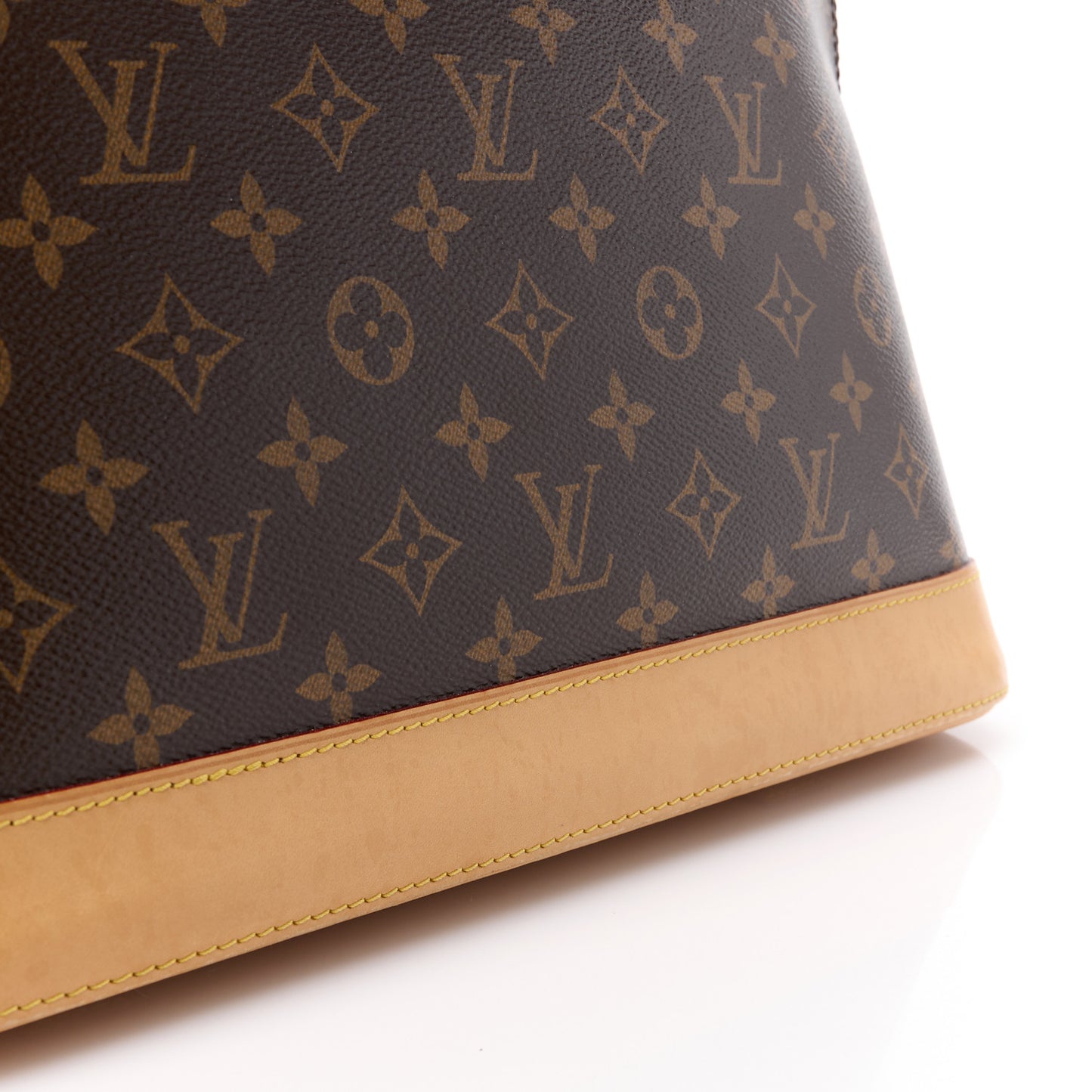Monogram Alma MM