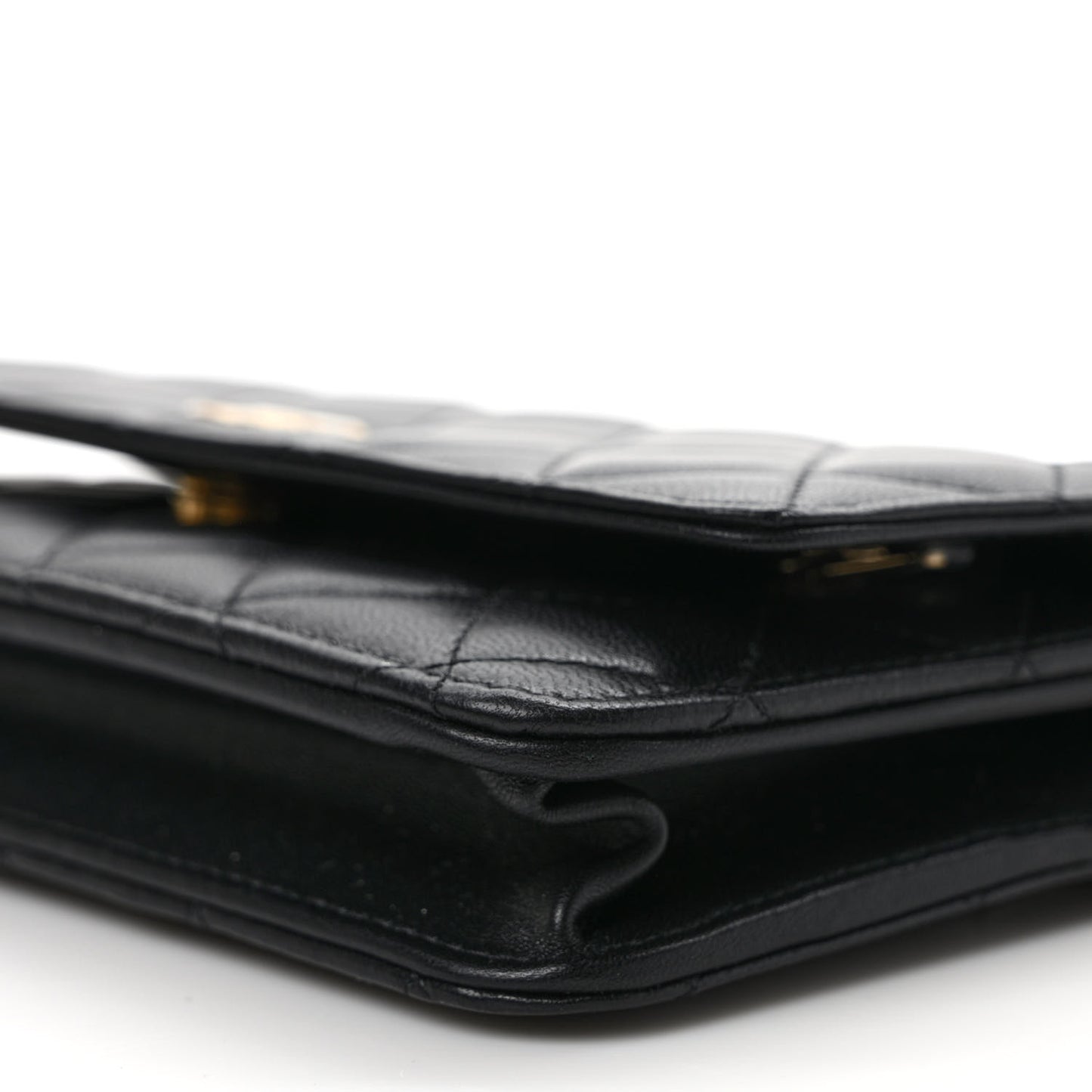 Lambskin Quilted Enamel Wallet On Chain WOC Black