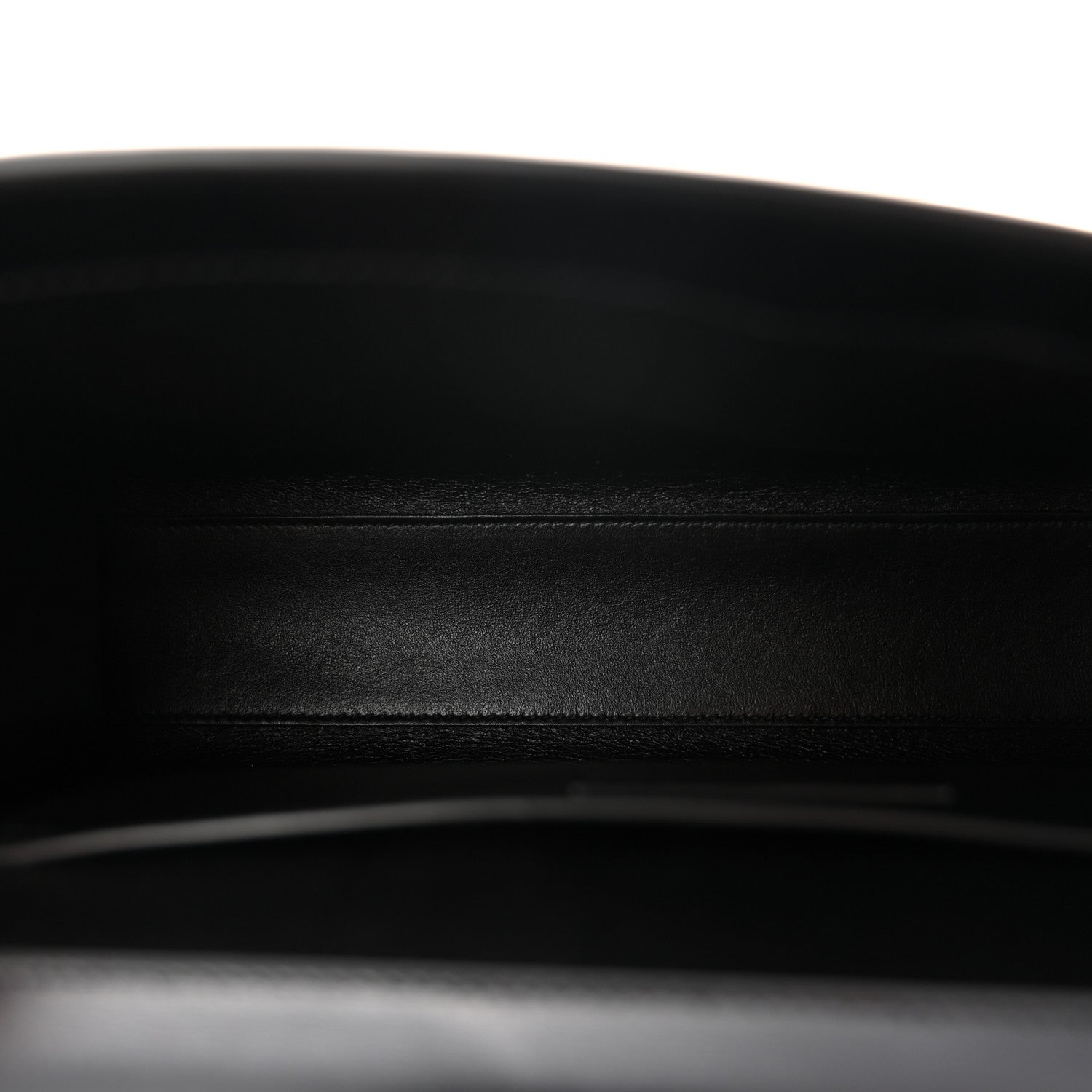 Saint Laurent Smooth Calfskin Manhattan Shoulder Bag Black 5 of 10
