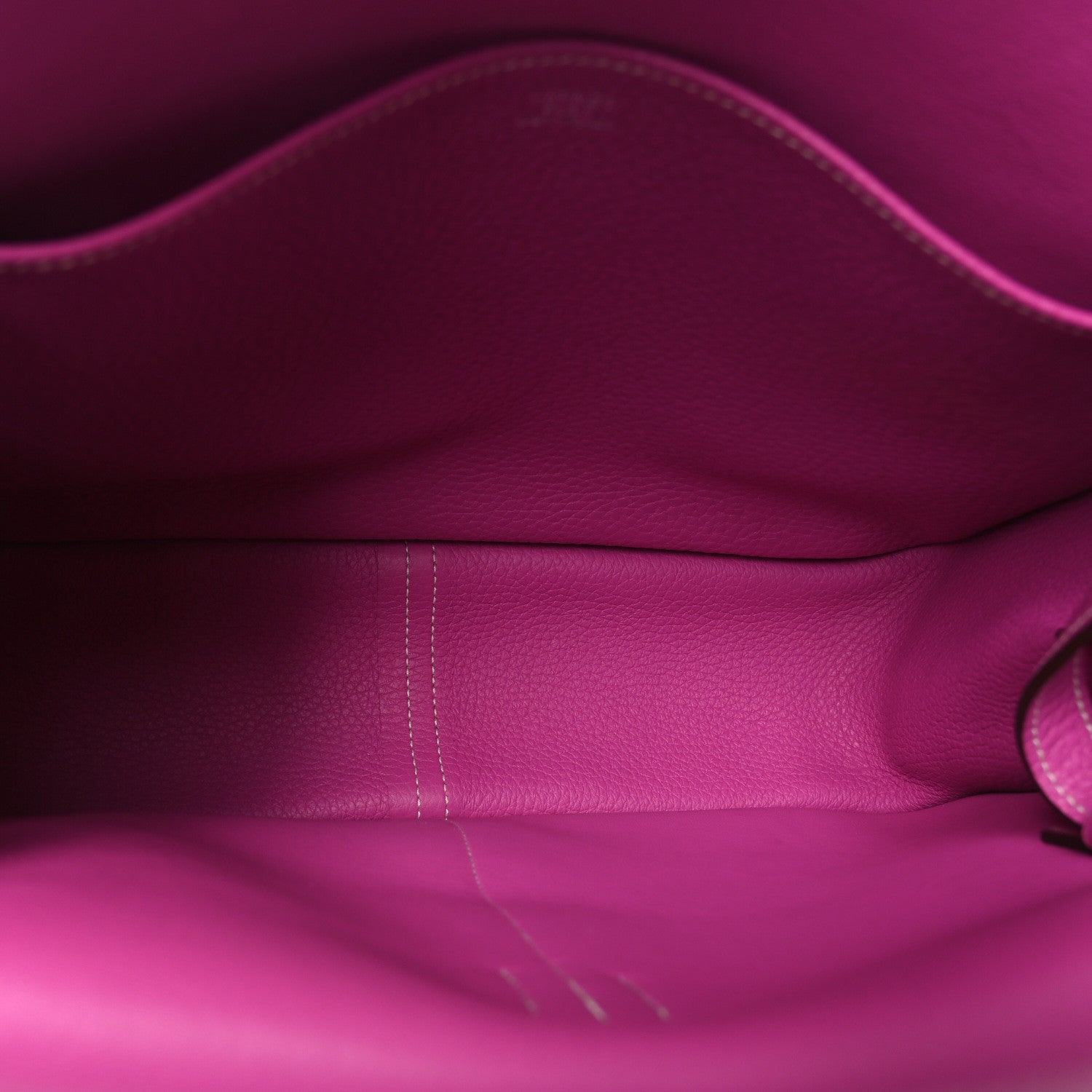 Hermes Taurillon Clemence Halzan 31 GM  Magnolia 5 of 10