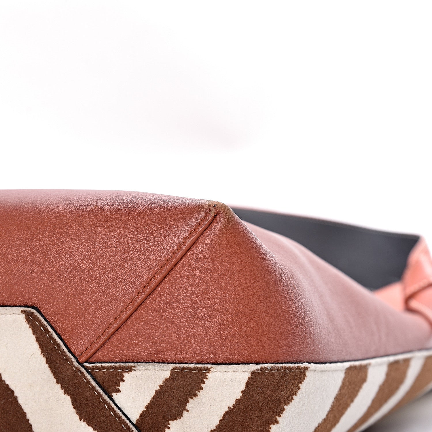 Celine Shiny Smooth Calfskin Zebra Printed Felt Small Twisted Cabas Chalk Brick 20 of 28