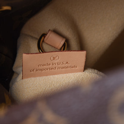 Louis Vuitton Monogram Artsy MM 7 of 9