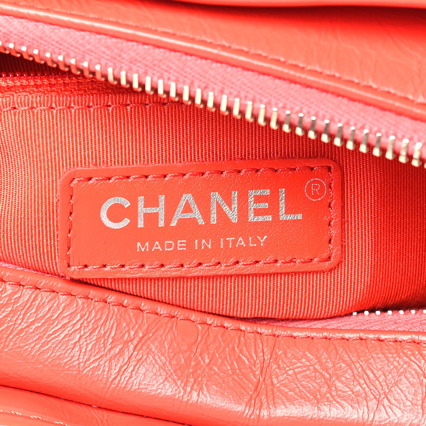 Aged Calfskin Quilted Small Gabrielle Hobo Red