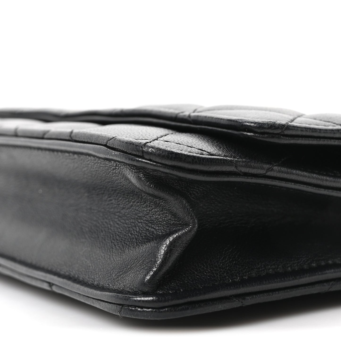 Lambskin Quilted Wallet On Chain WOC Black