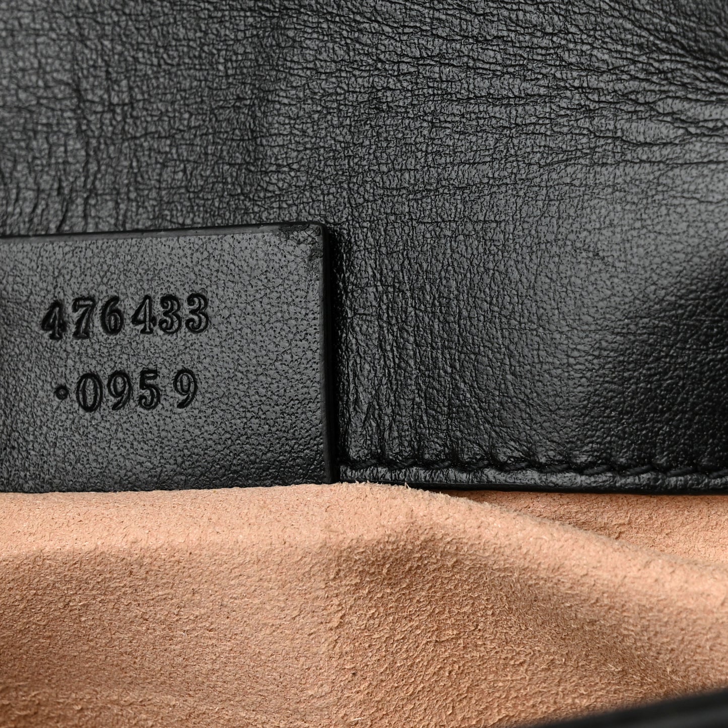 Calfskin Matelasse Super Mini GG Marmont Shoulder Bag Black