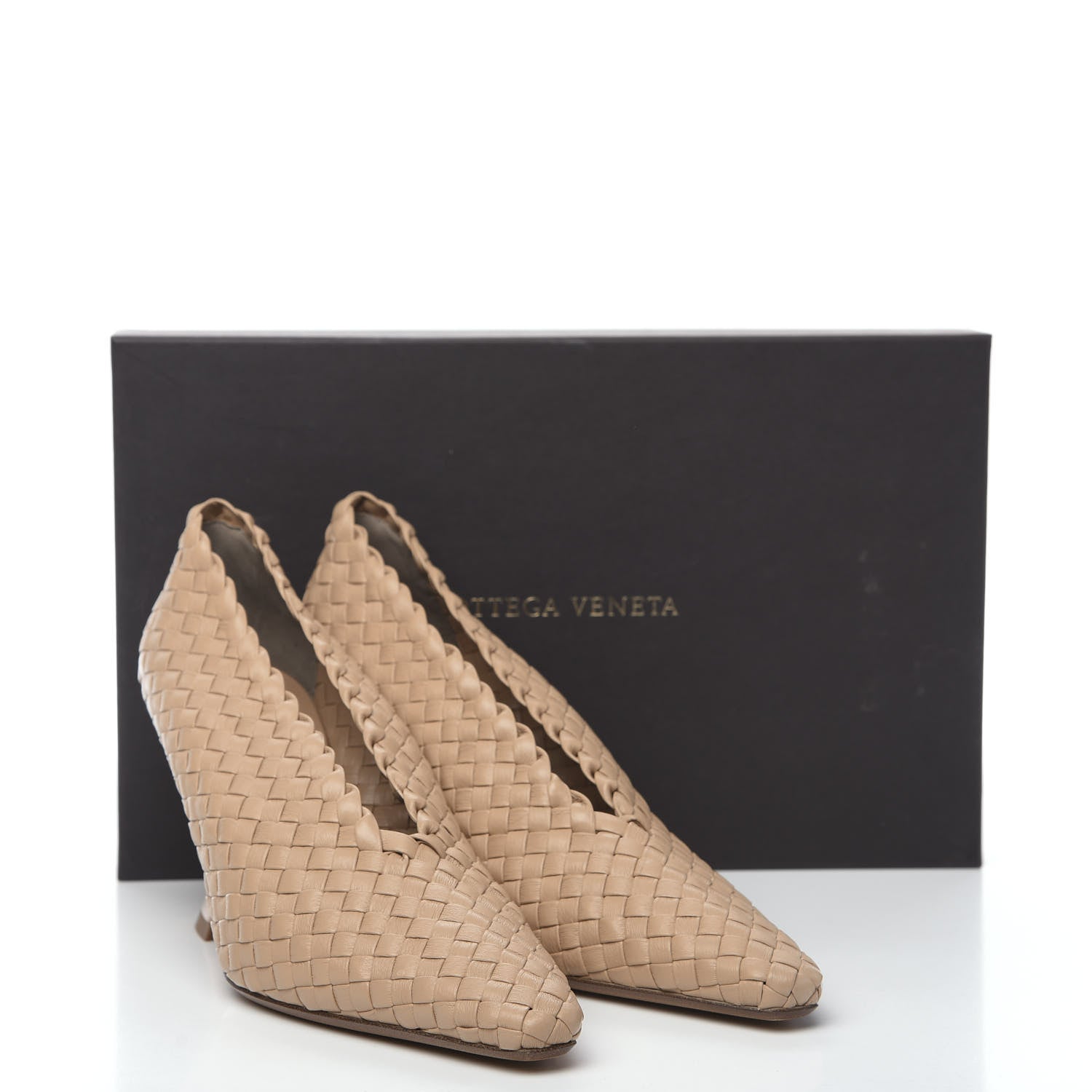 Bottega Veneta Nappa Intrecciato Almond Pumps 38 Cipria 8 of 8