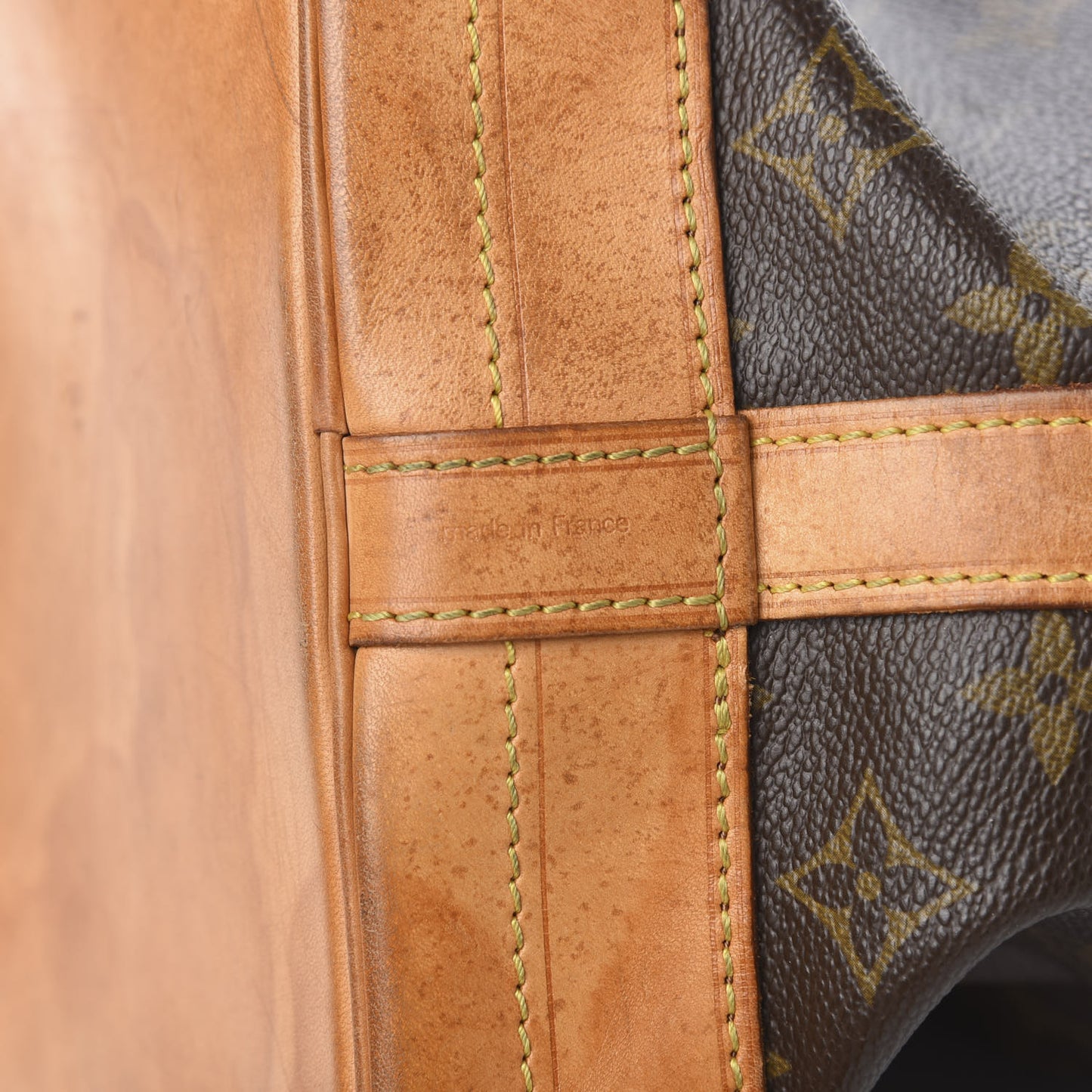 Monogram Noe