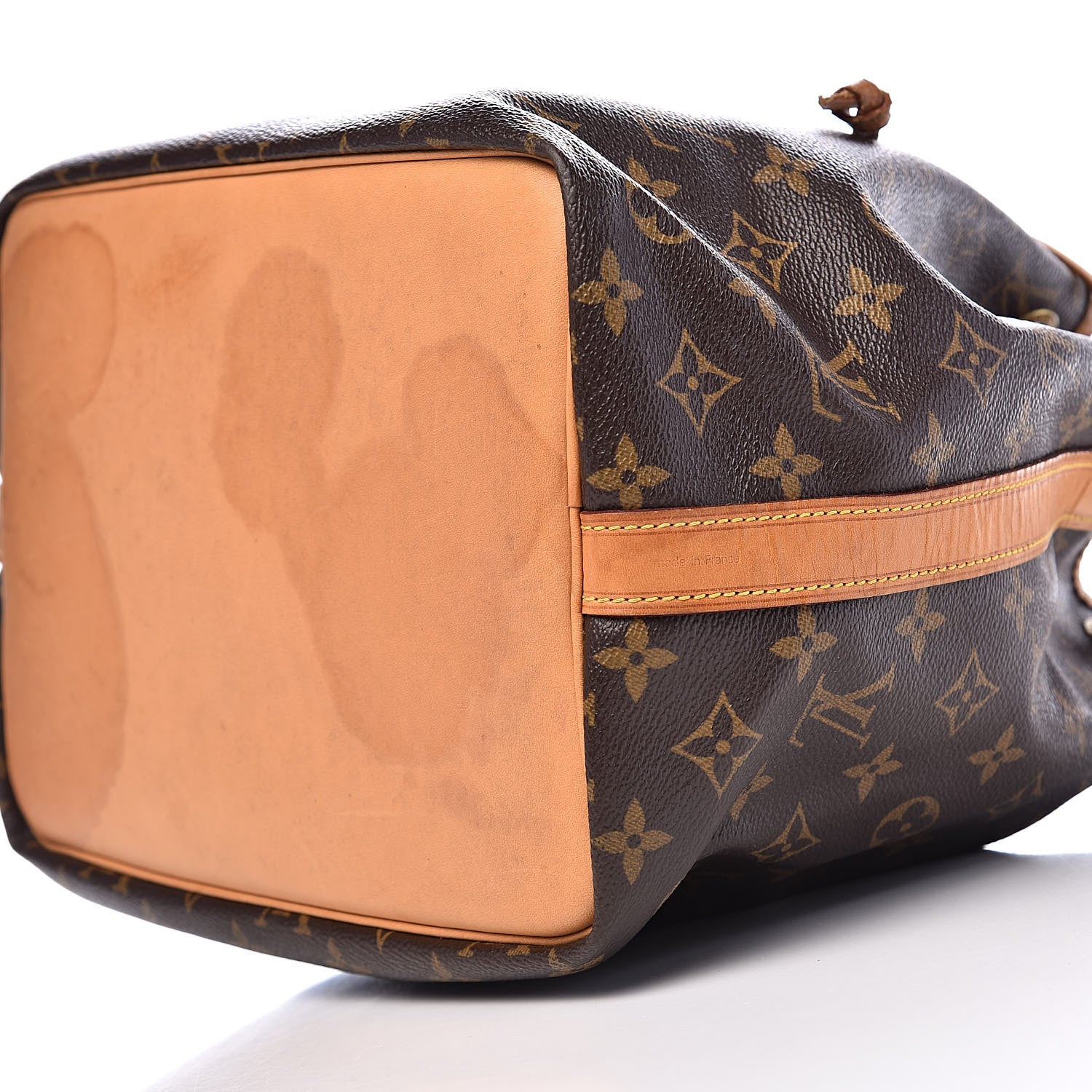 Louis Vuitton Monogram Petit Noe 19 of 21