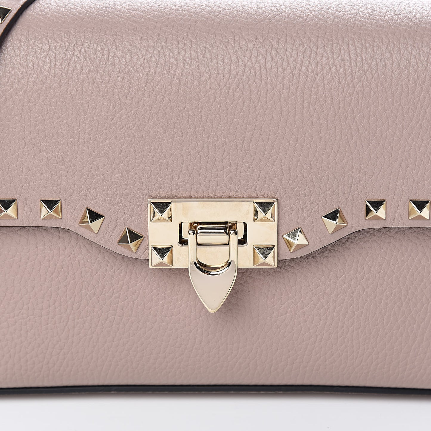Pebbled Calfskin Medium Rockstud Flip Lock Crossbody Bag Poudre