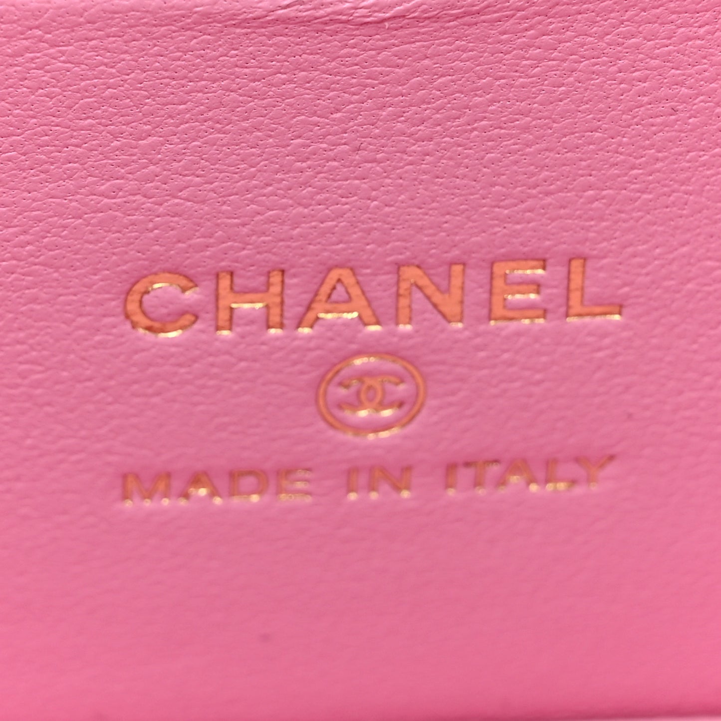 Caviar Quilted Sweetheart Vanity Case Pink