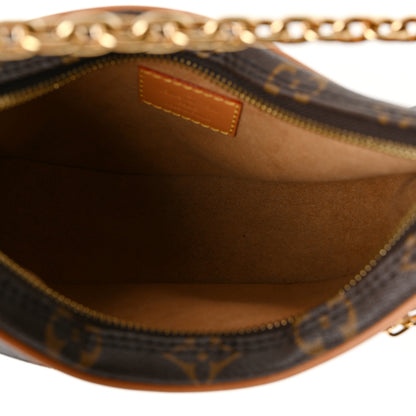 Louis Vuitton Monogram Loop 5 of 9
