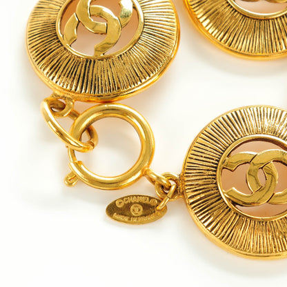 Chanel CC Medallion Bracelet Gold 4 of 6