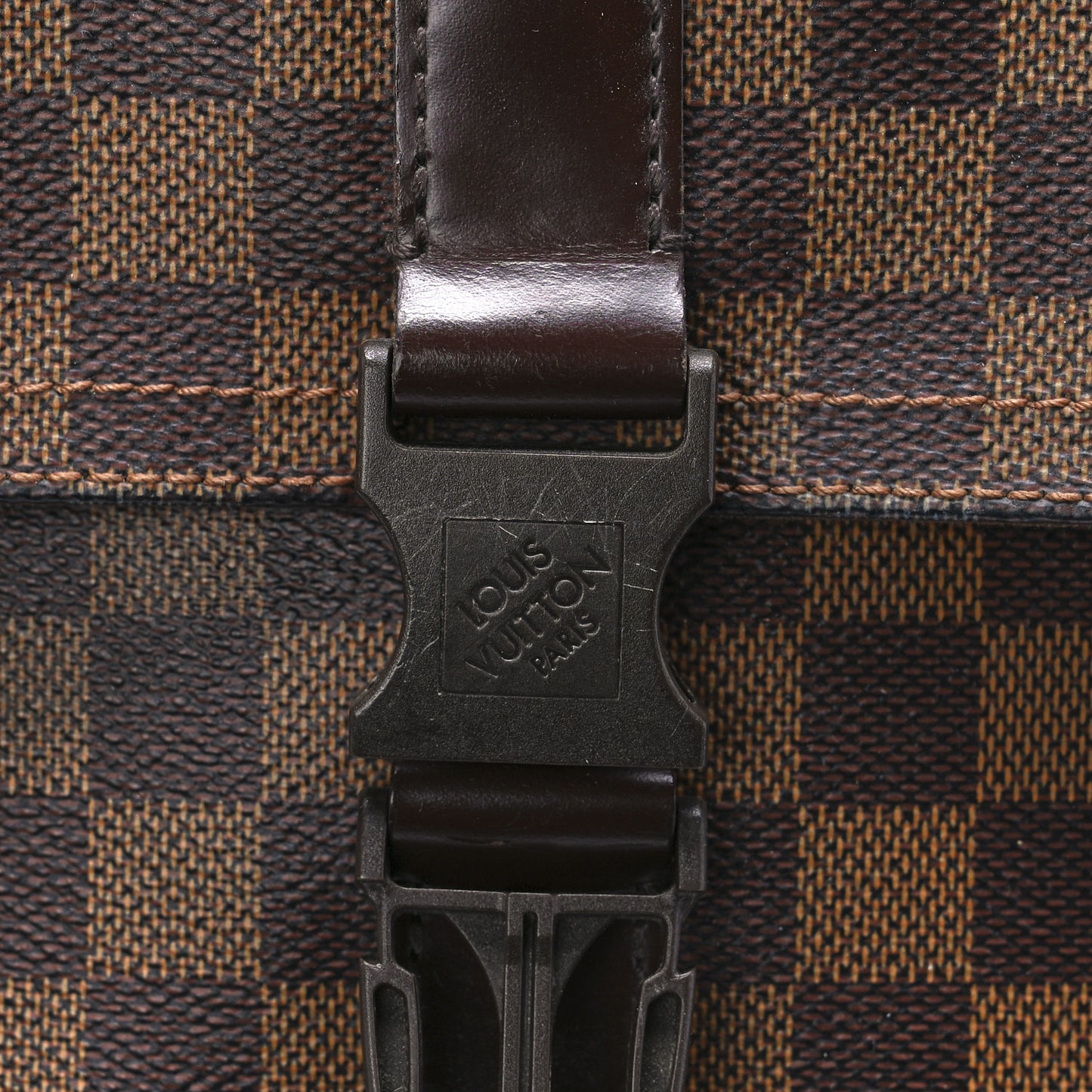Damier Ebene Pochette Melville