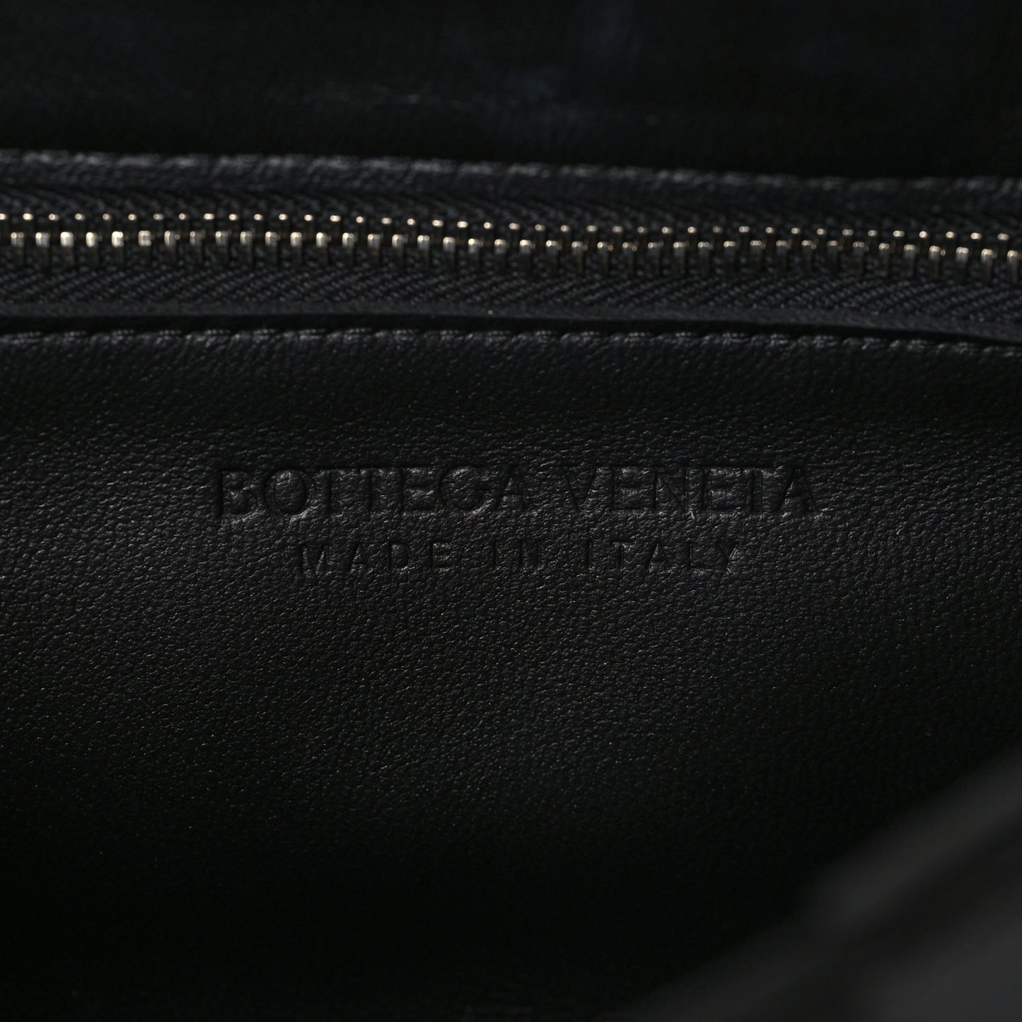 Lambskin Maxi Intreccio Small Cassette Crossbody Bag Black