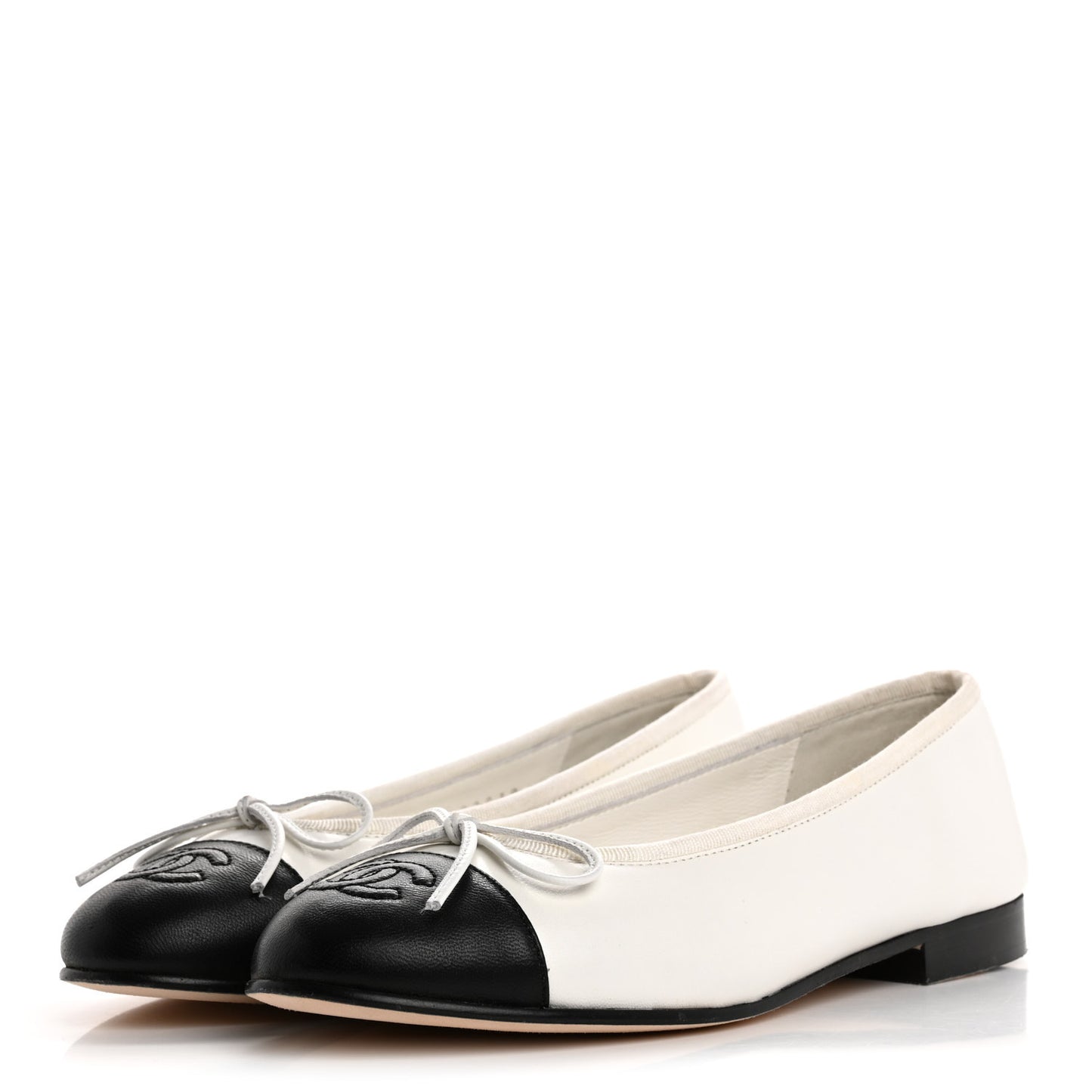 Lambskin Cap Toe CC Ballerina Flats 36 White Black