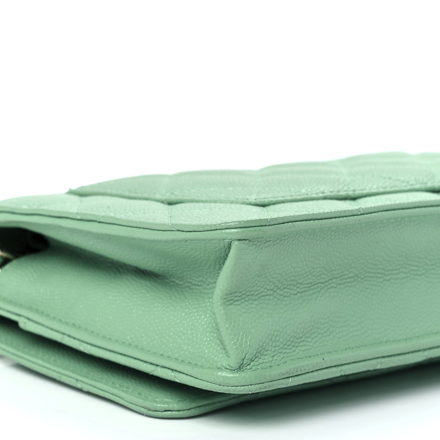 Caviar Quilted Wallet On Chain WOC Light Green